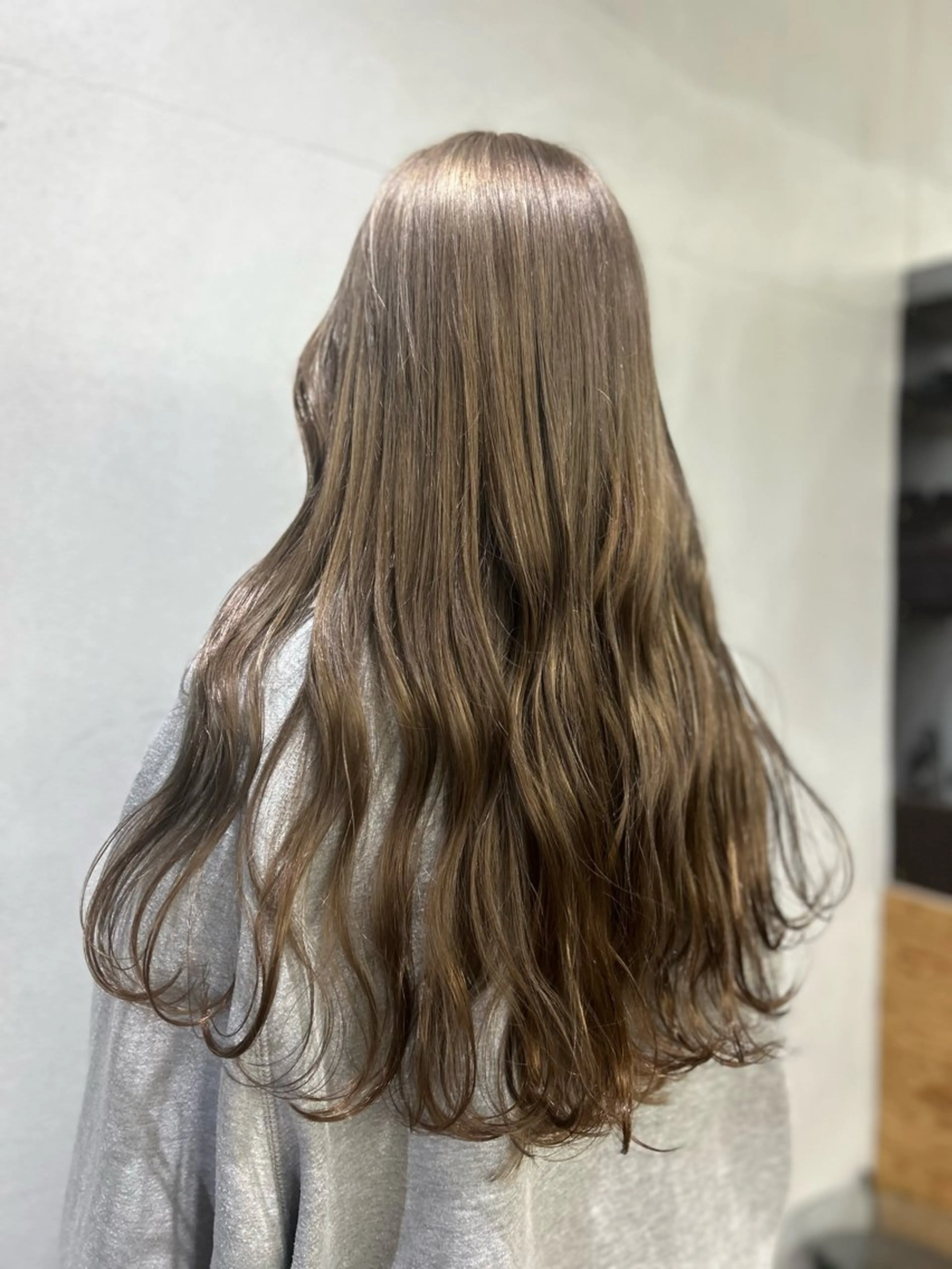 ロング カラー グレージュ ロング N/デザインカラー 🌿ナギのヘアスタイル