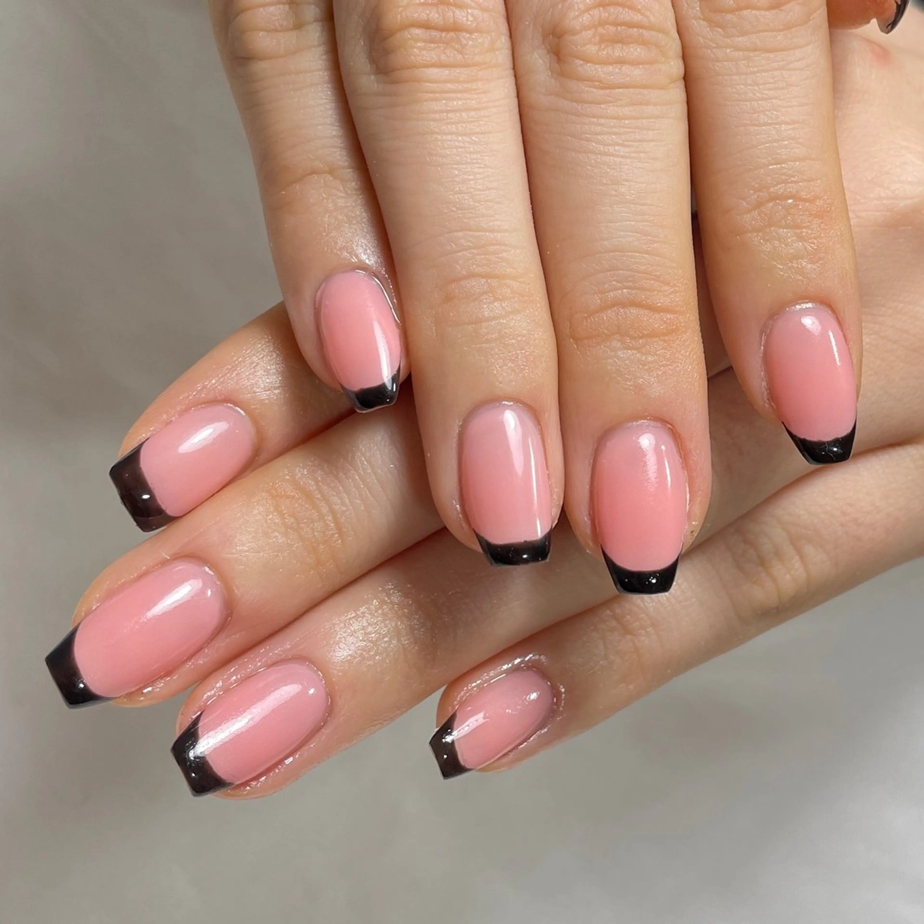 ネイル アートネイル フレンチネイル ジェルネイル グラデーション 韓国ネイル ハンドネイル 久保田 マリコのネイルデザイン