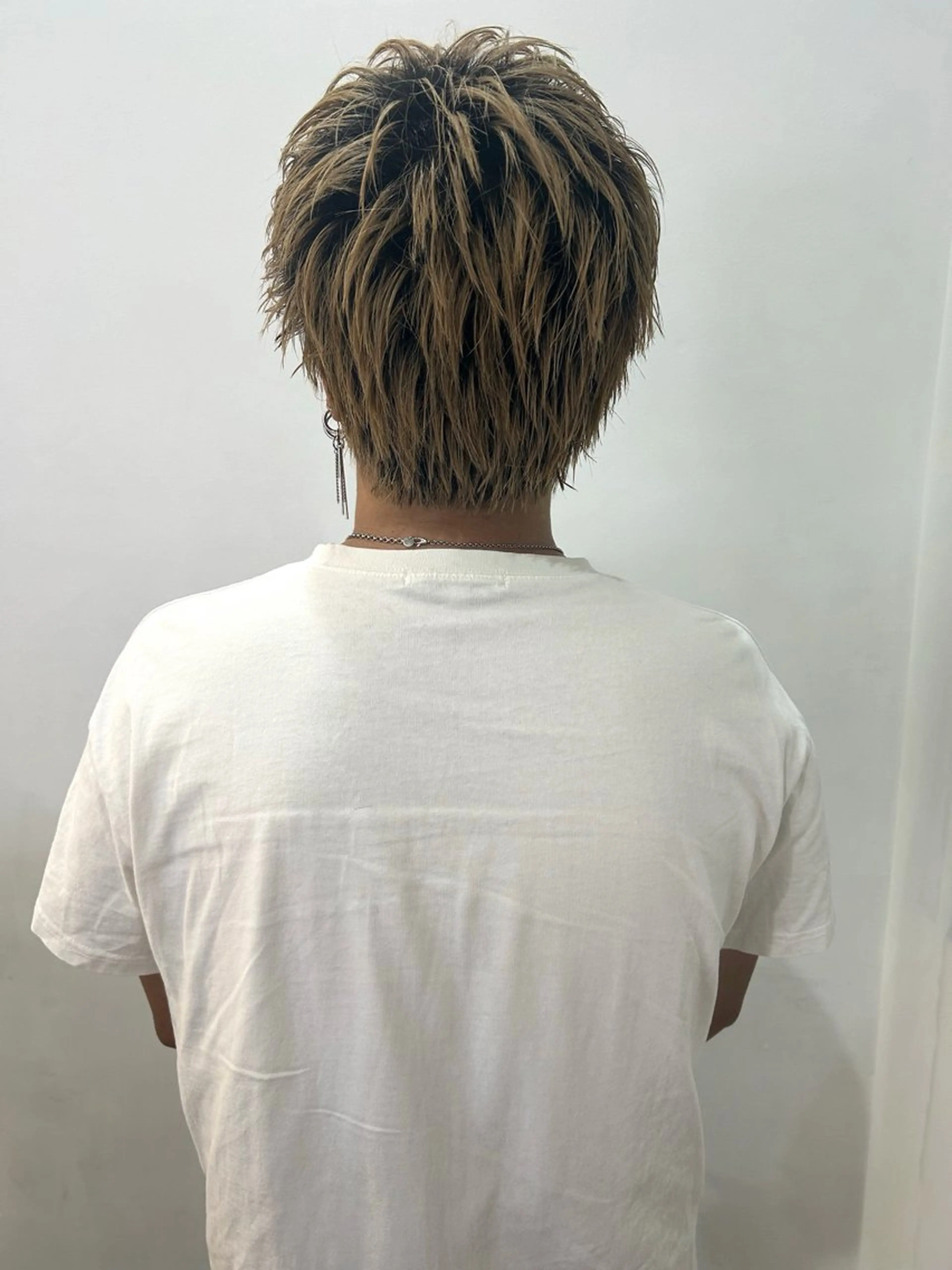 メンズ スパイキーショート 井上 葉月のヘアスタイル