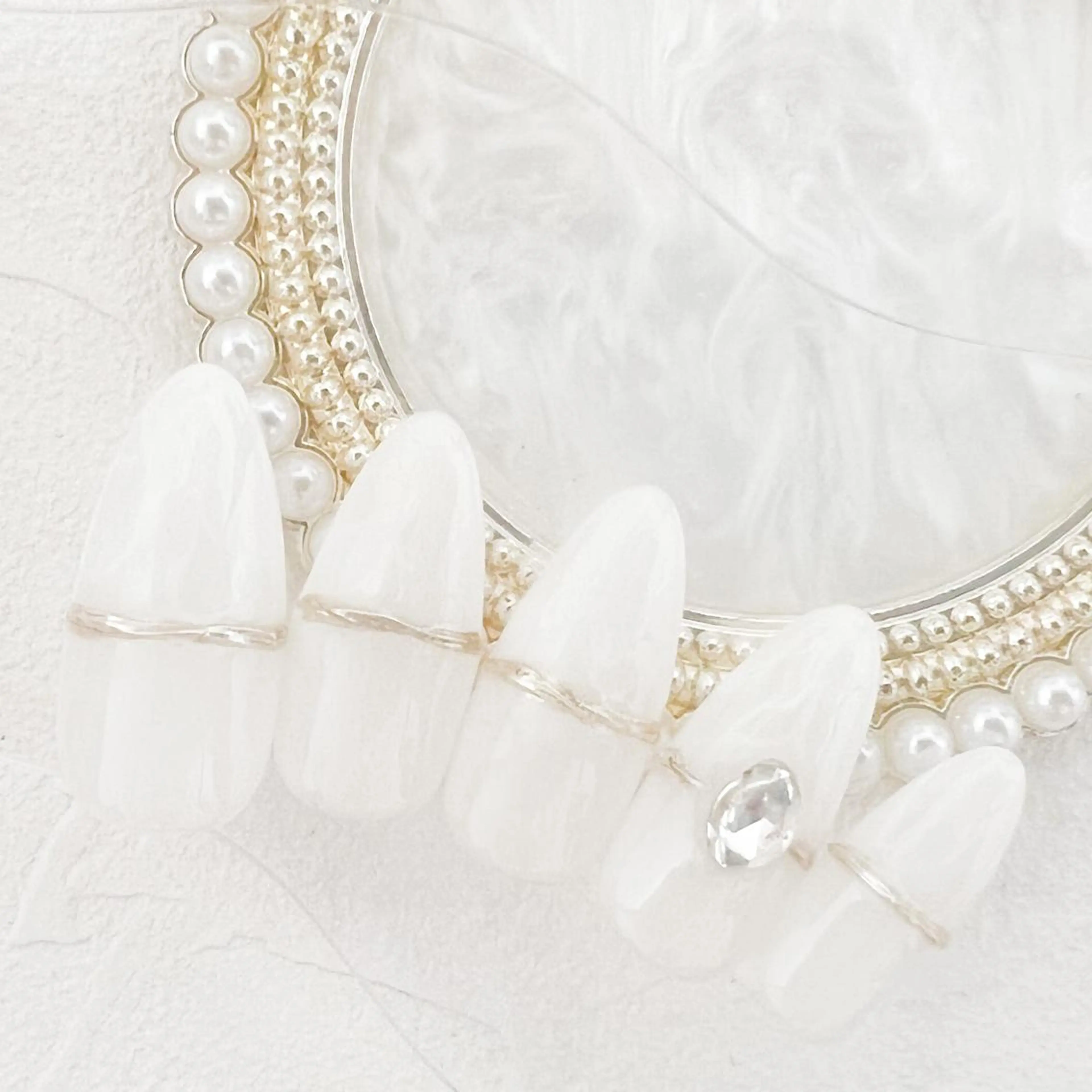 ネイル ミラーネイル rouse nail RISATOのネイルデザイン