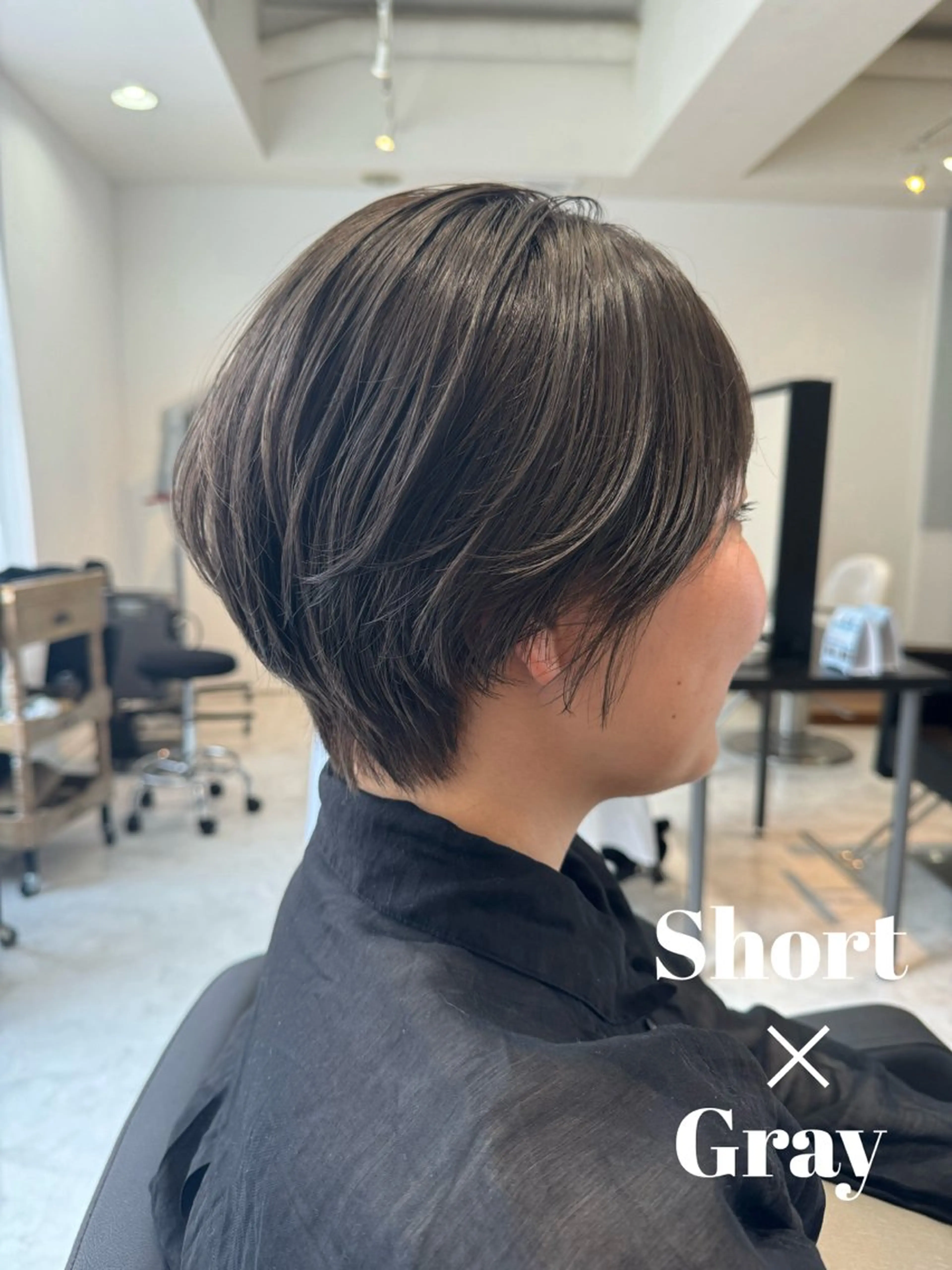 ショート 髪質改善ストレート オルメントのヘアスタイル