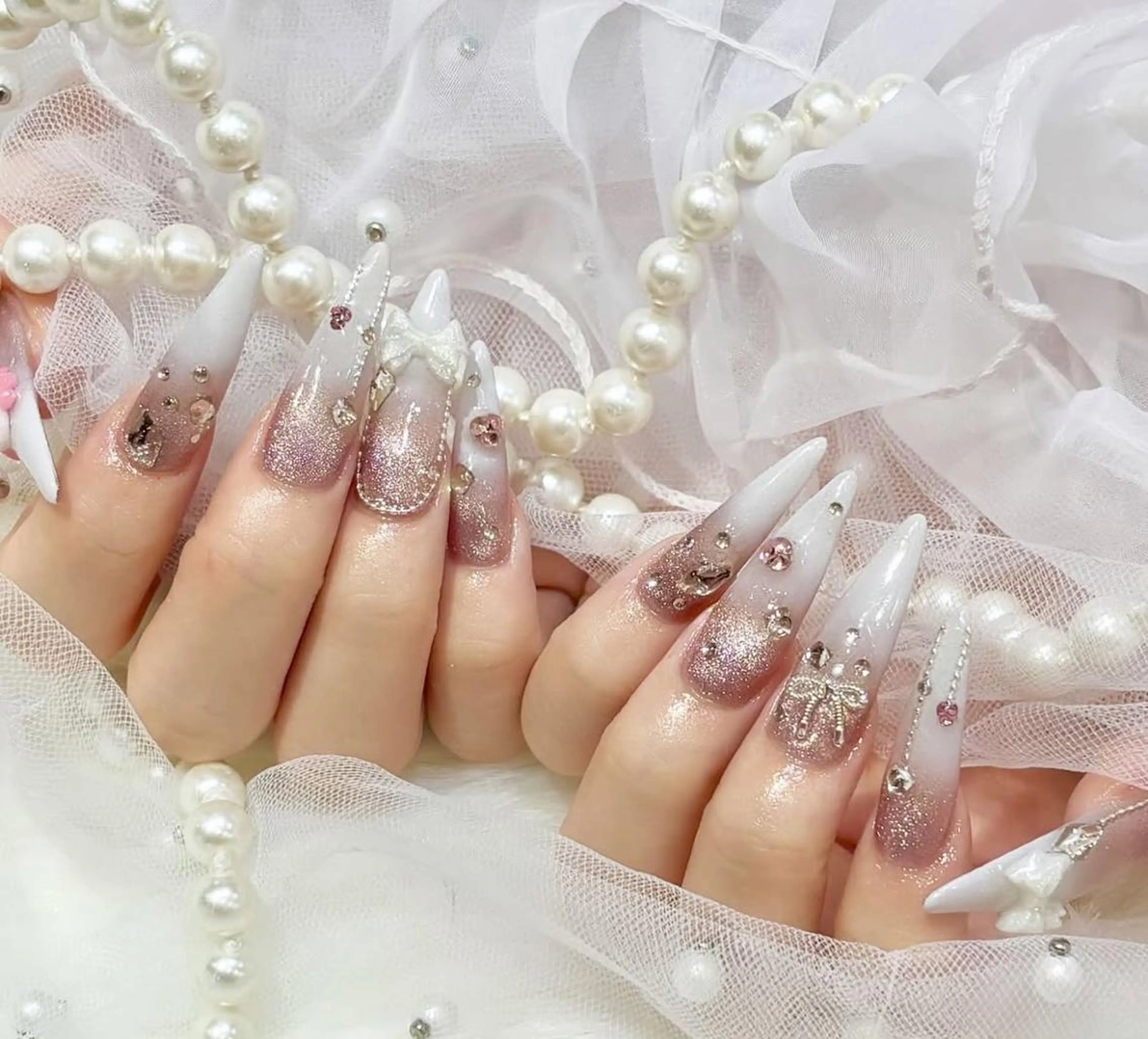 ネイル WISTERIA SAKAEのネイルデザイン