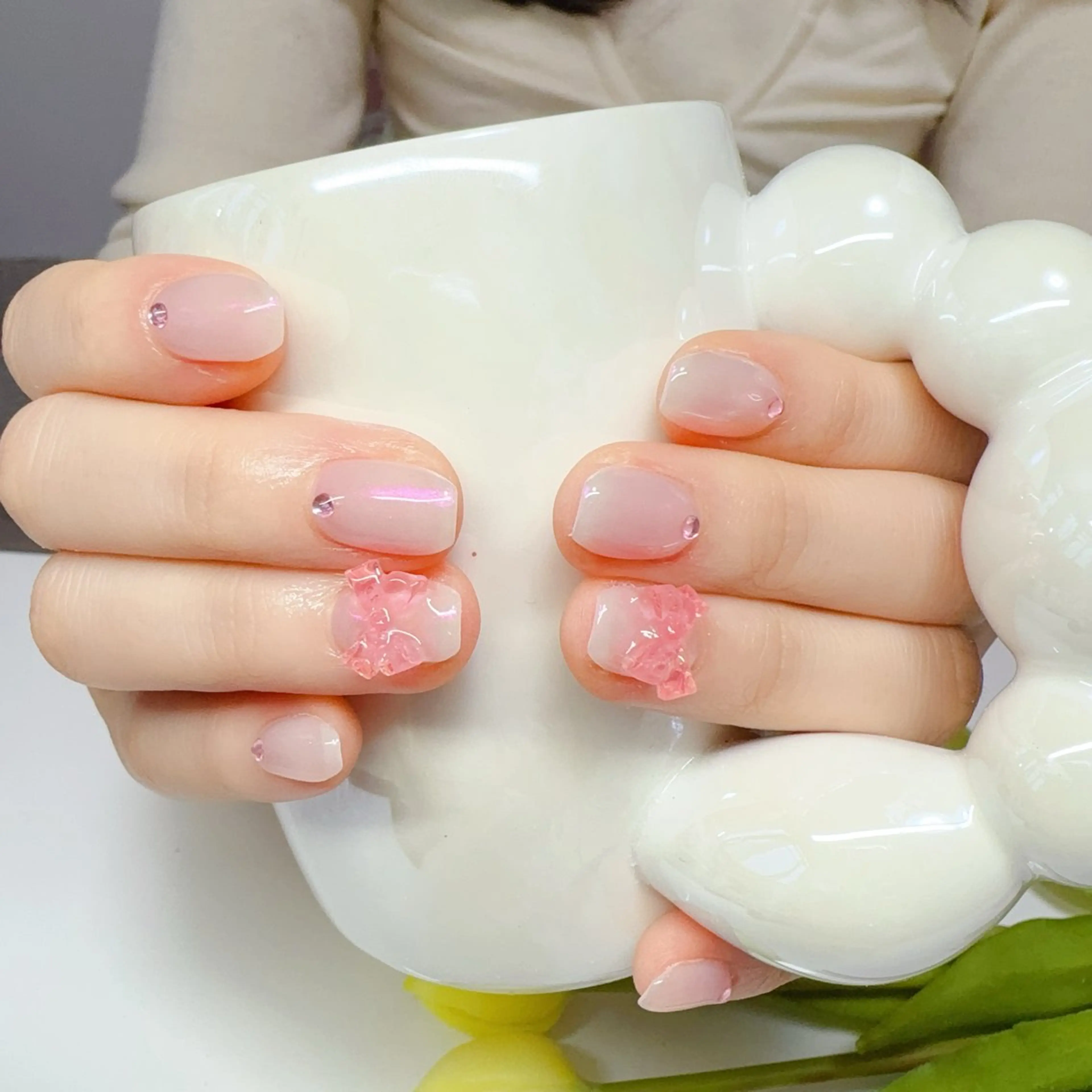 ネイル ハンドネイル YUYI.nail salonのネイルデザイン