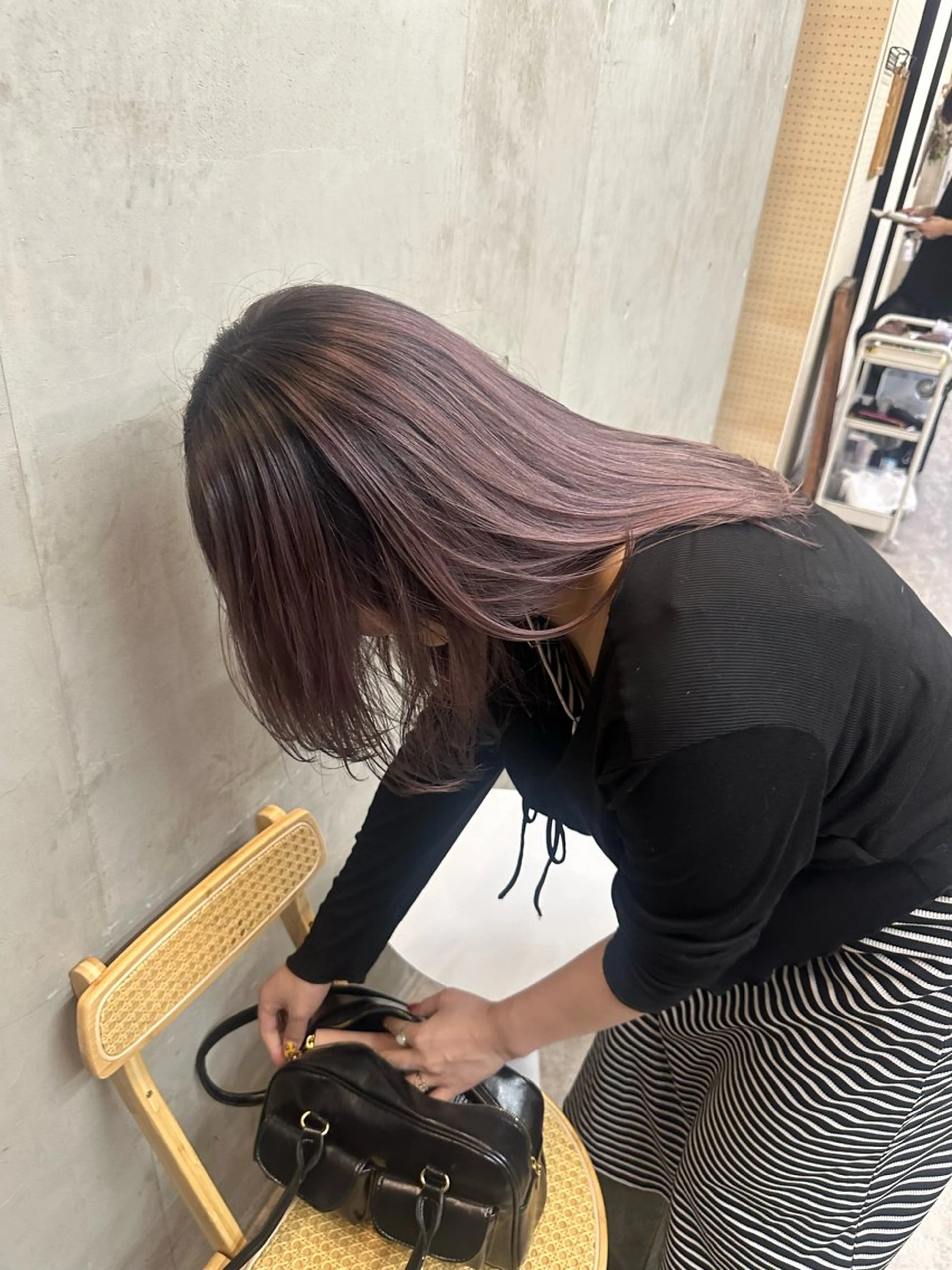 ミディアム カラー グレージュ ラベンダーカラー ラベンダーグレージュ ラベンダーグレー ヘアカラー トリートメント カットモデル募集中 ／HARUKA🎀のヘアスタイル