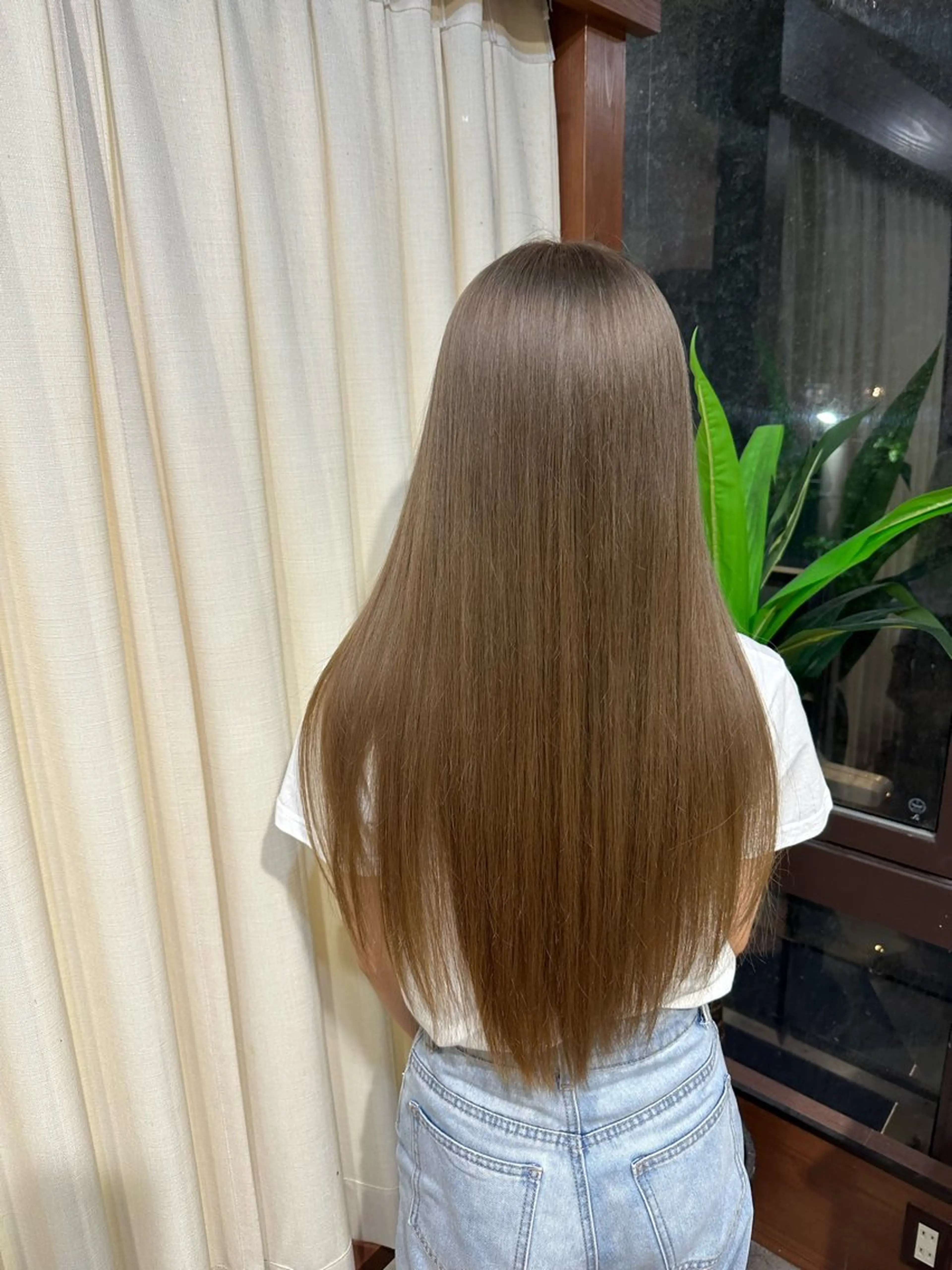 ロング カラー ヘアカラー トリートメント RINA .のヘアスタイル