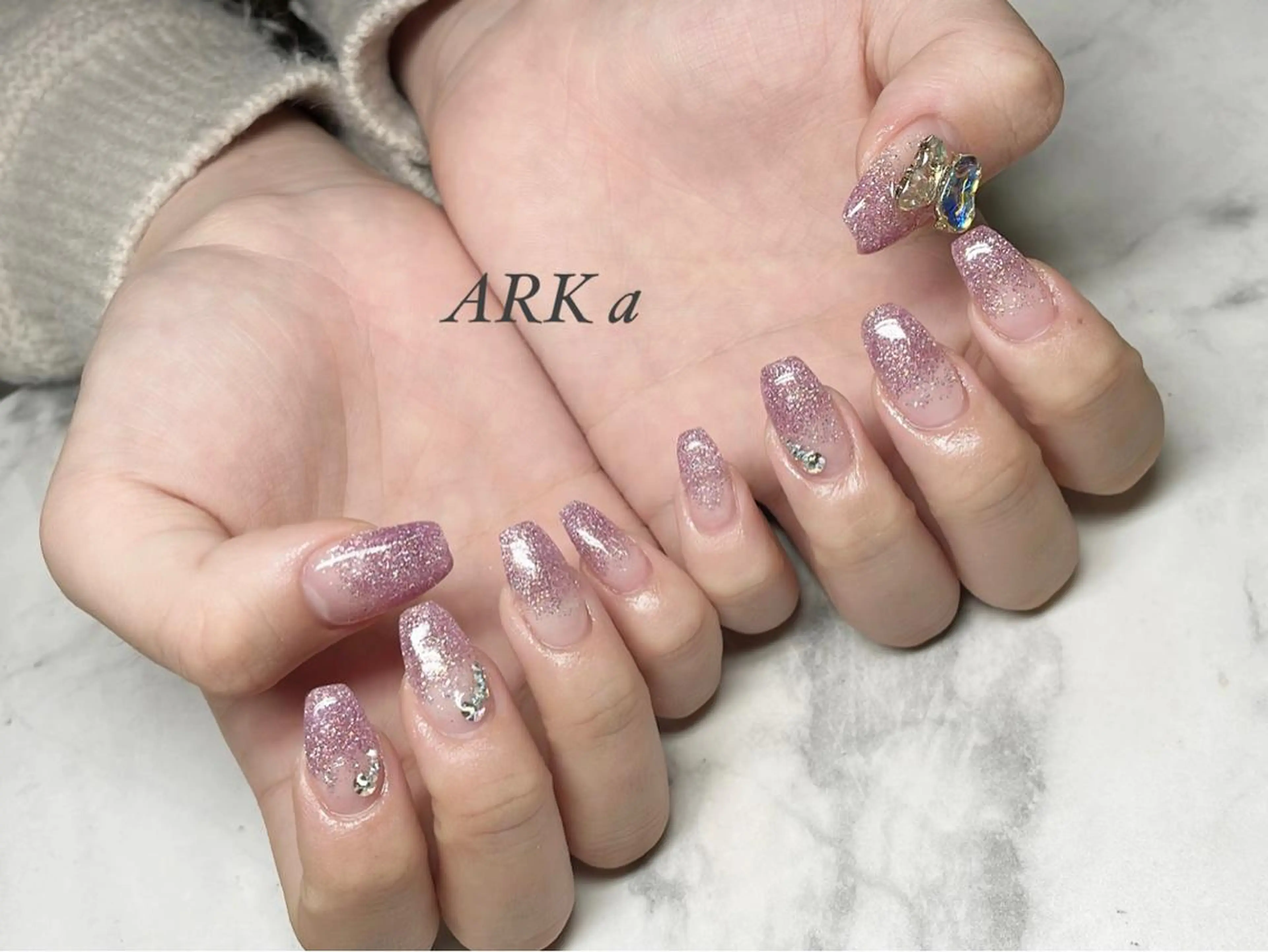 ネイル グラデーション スカルプネイル ハンドネイル ARKα Nishiのネイルデザイン