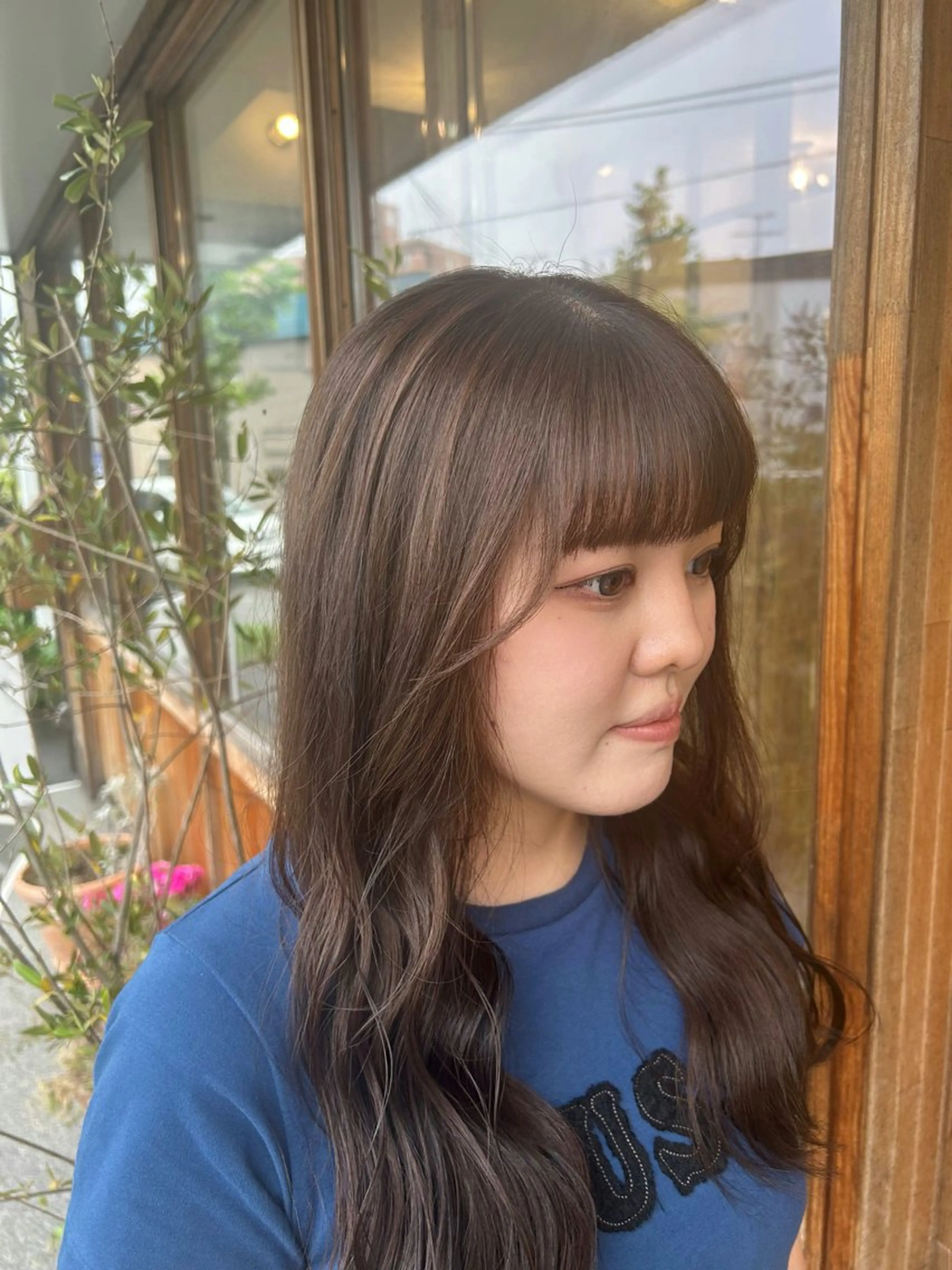 ロング カラー ベージュカラー ササキ カノンのヘアスタイル