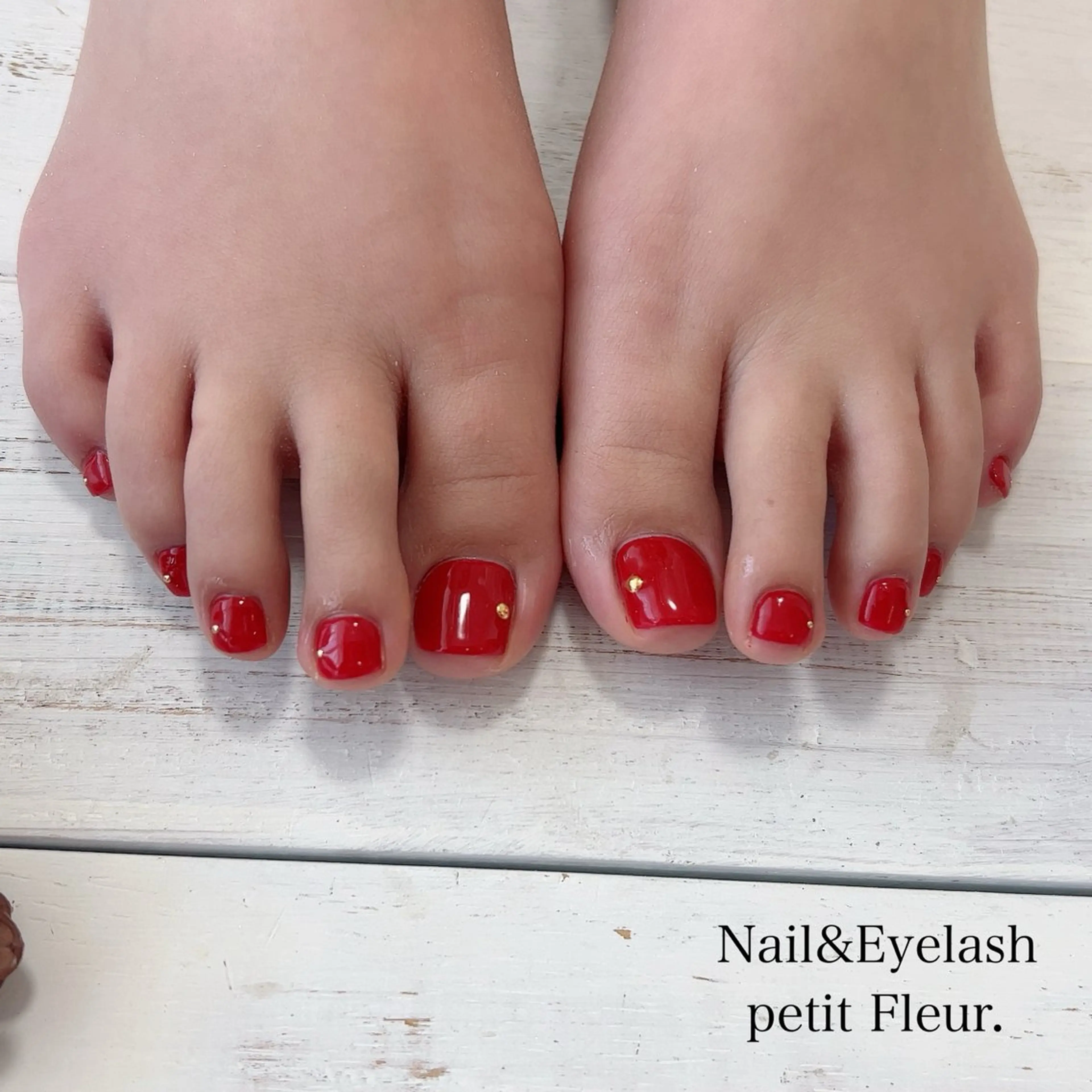 ネイル Petit Fleur所属・青柳 亜梨奈のマツエク・マツパデザイン