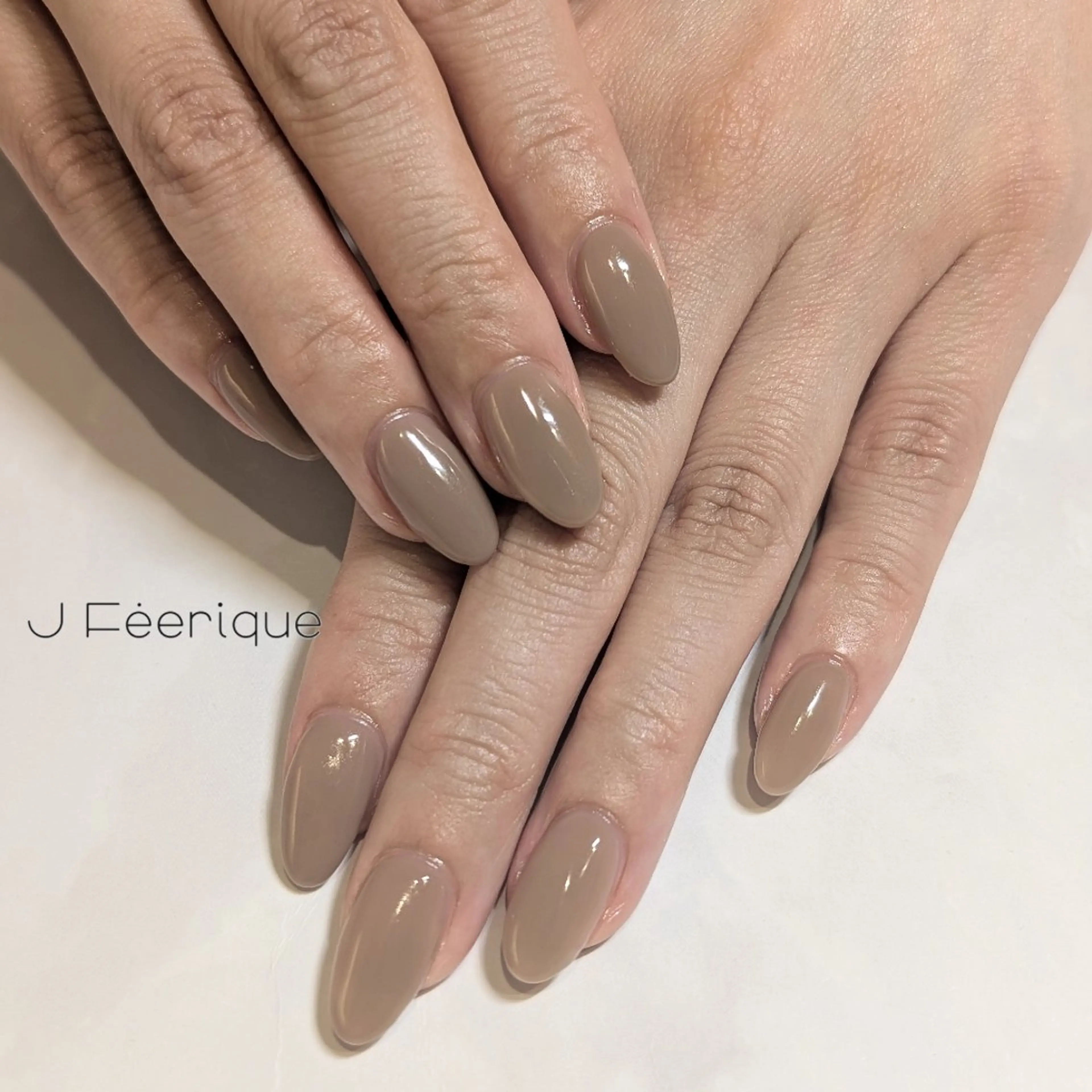 ネイル ハンドネイル ハンドケア Eri　歴8年　/ 南森町ネイル💅のネイルデザイン