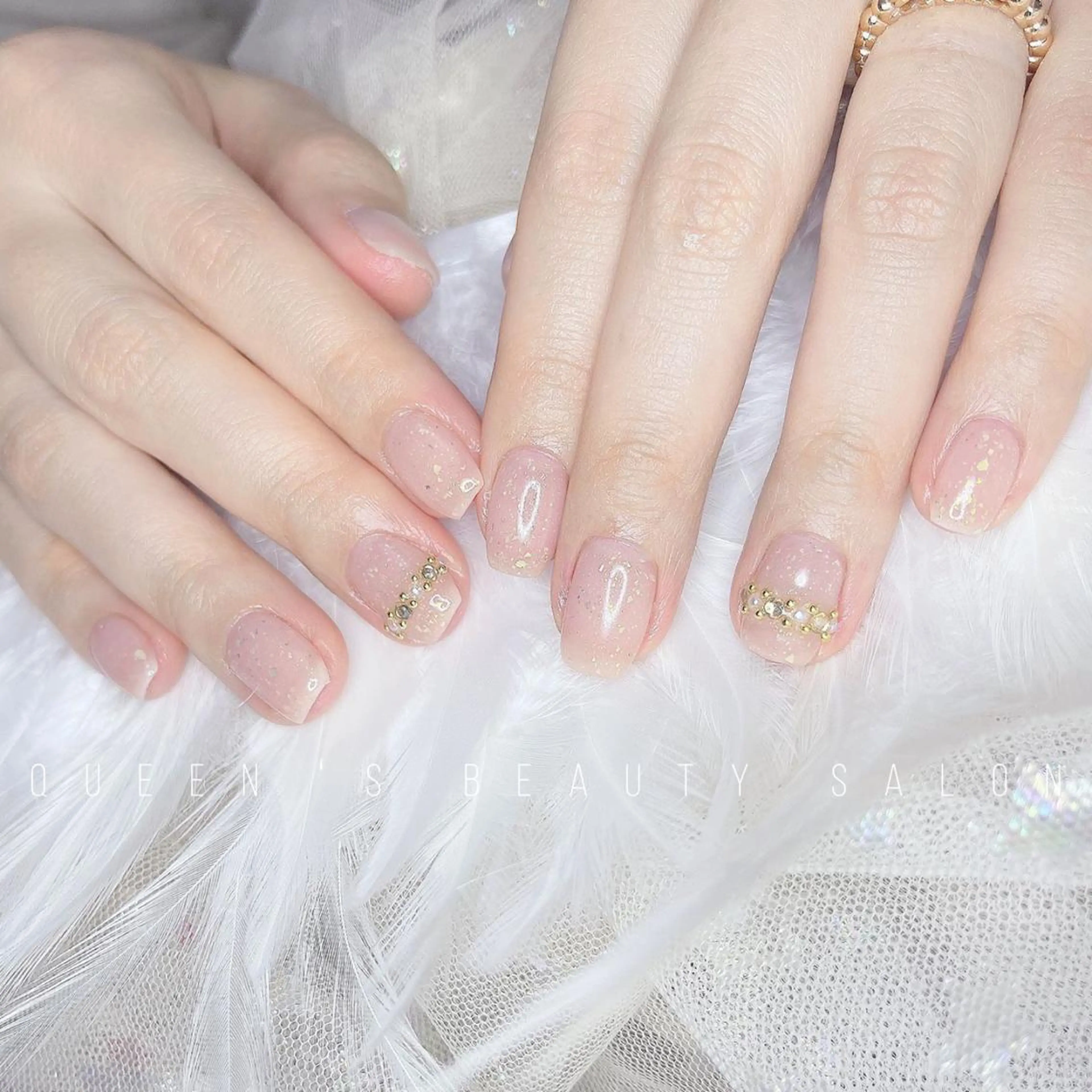 ネイル ハンドネイル Queens マオのネイルデザイン