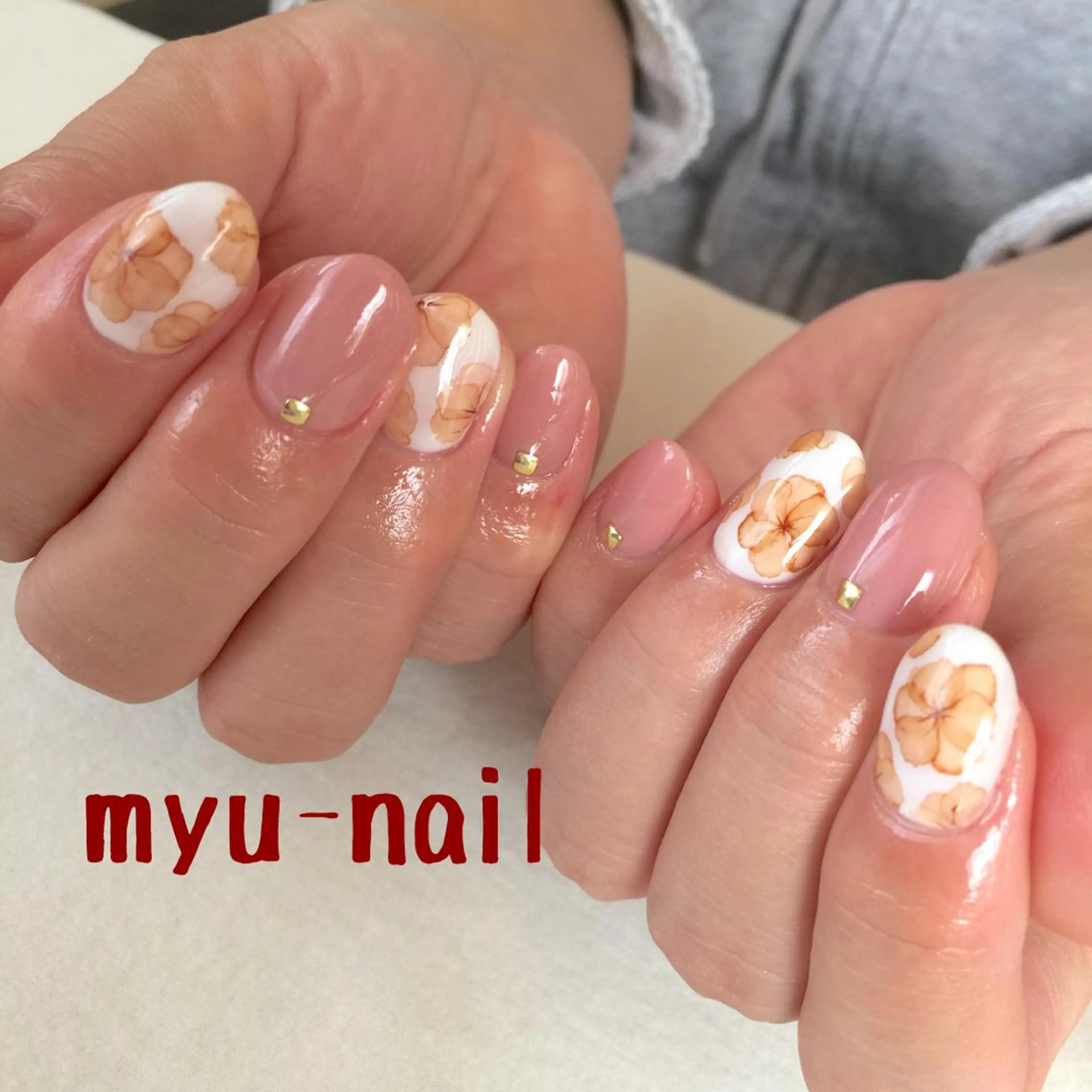 ネイル フラワーネイル ハンドネイル ホームサロン myu-nailのネイルデザイン