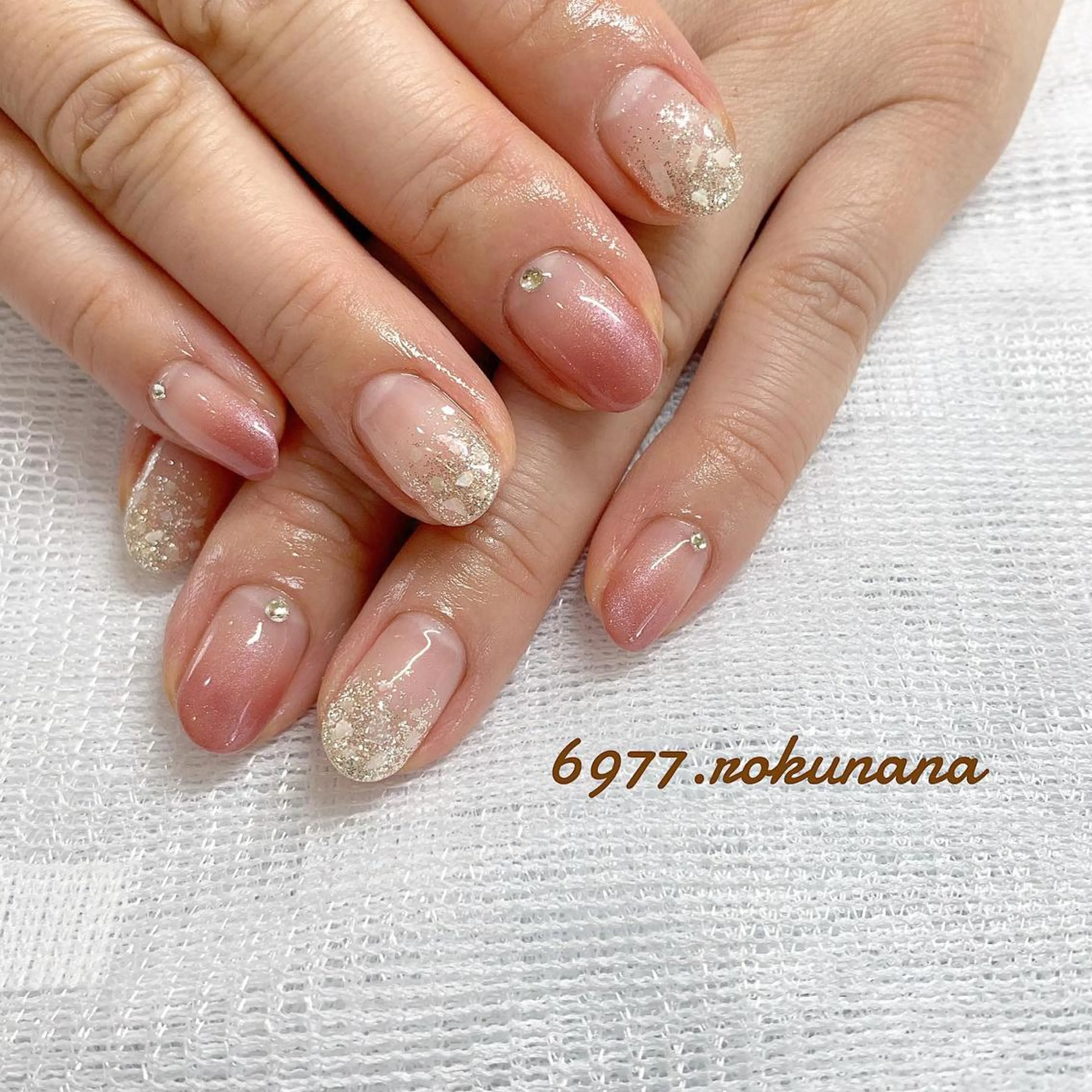 ネイル rokunana 佐野のネイルデザイン