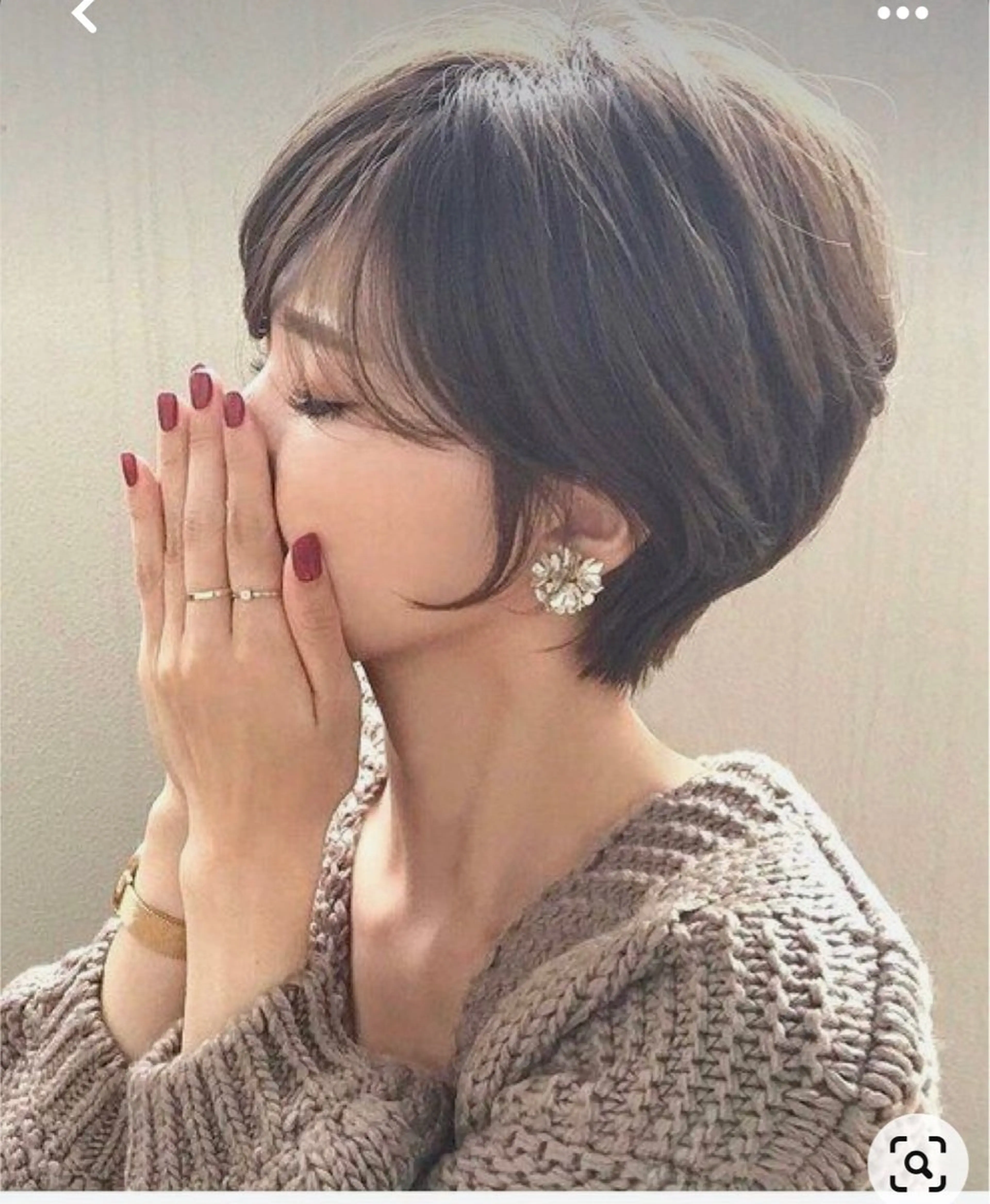 ショート ショートヘア 似合わせカット 小林愛奈のヘアスタイル