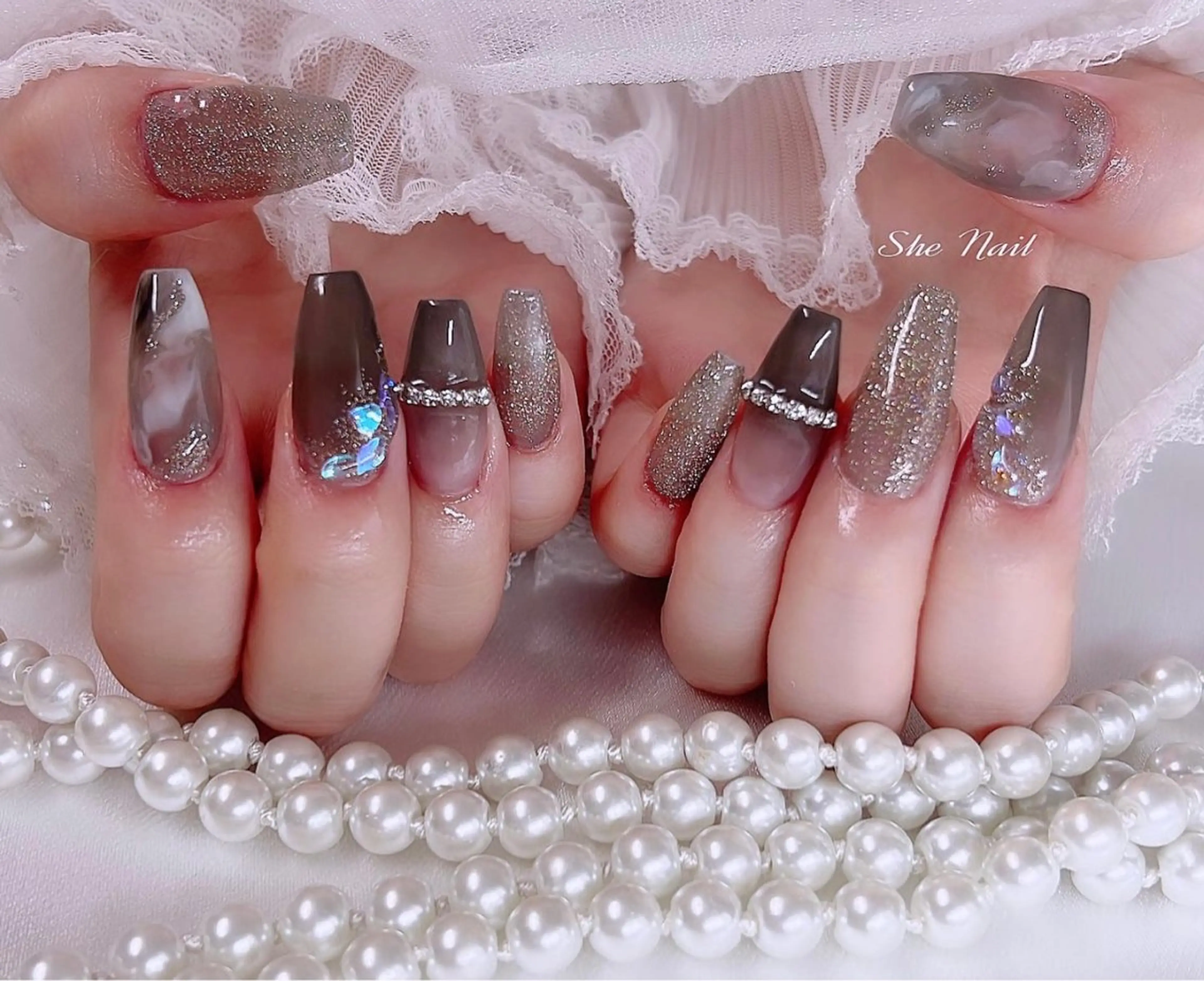 ネイル チークネイル 長さ出し フレンチネイル ガラスフレンチ ハート ISA_ BELLAのネイルデザイン