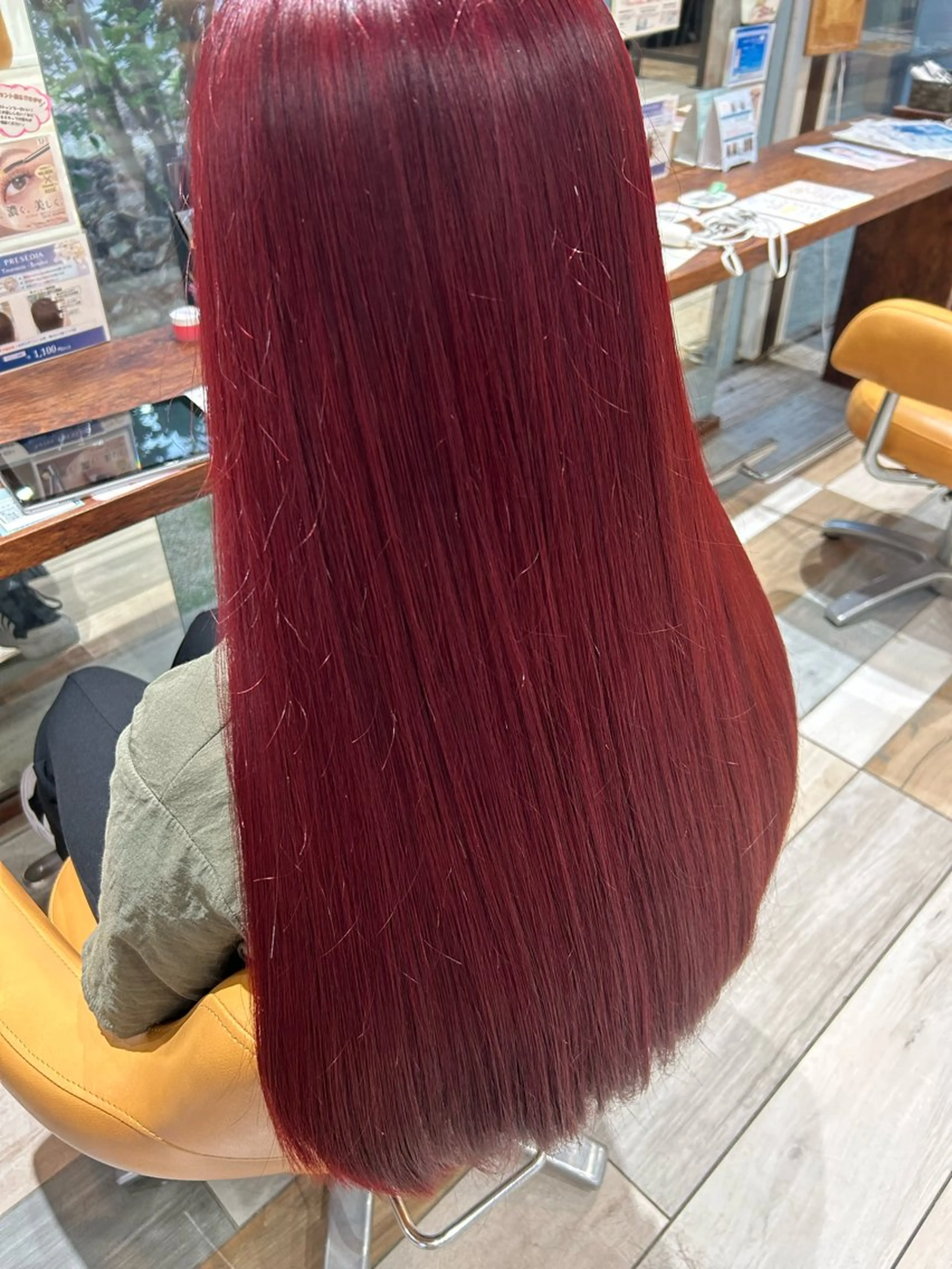 ロング カラー 荒木 友那のヘアスタイル