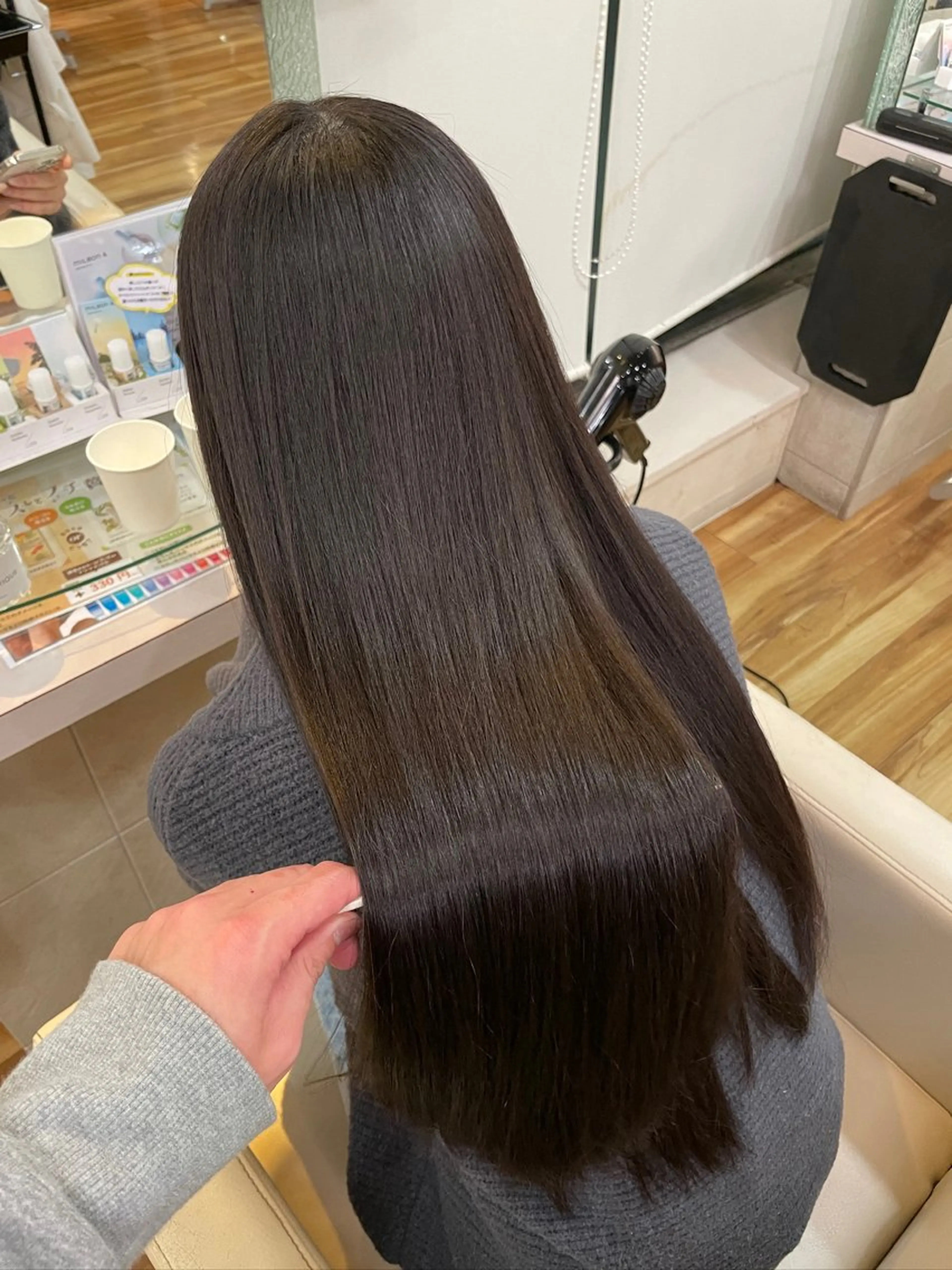 ロング 髪質改善 縮毛矯正 トリートメント 阿部 祥大のヘアスタイル