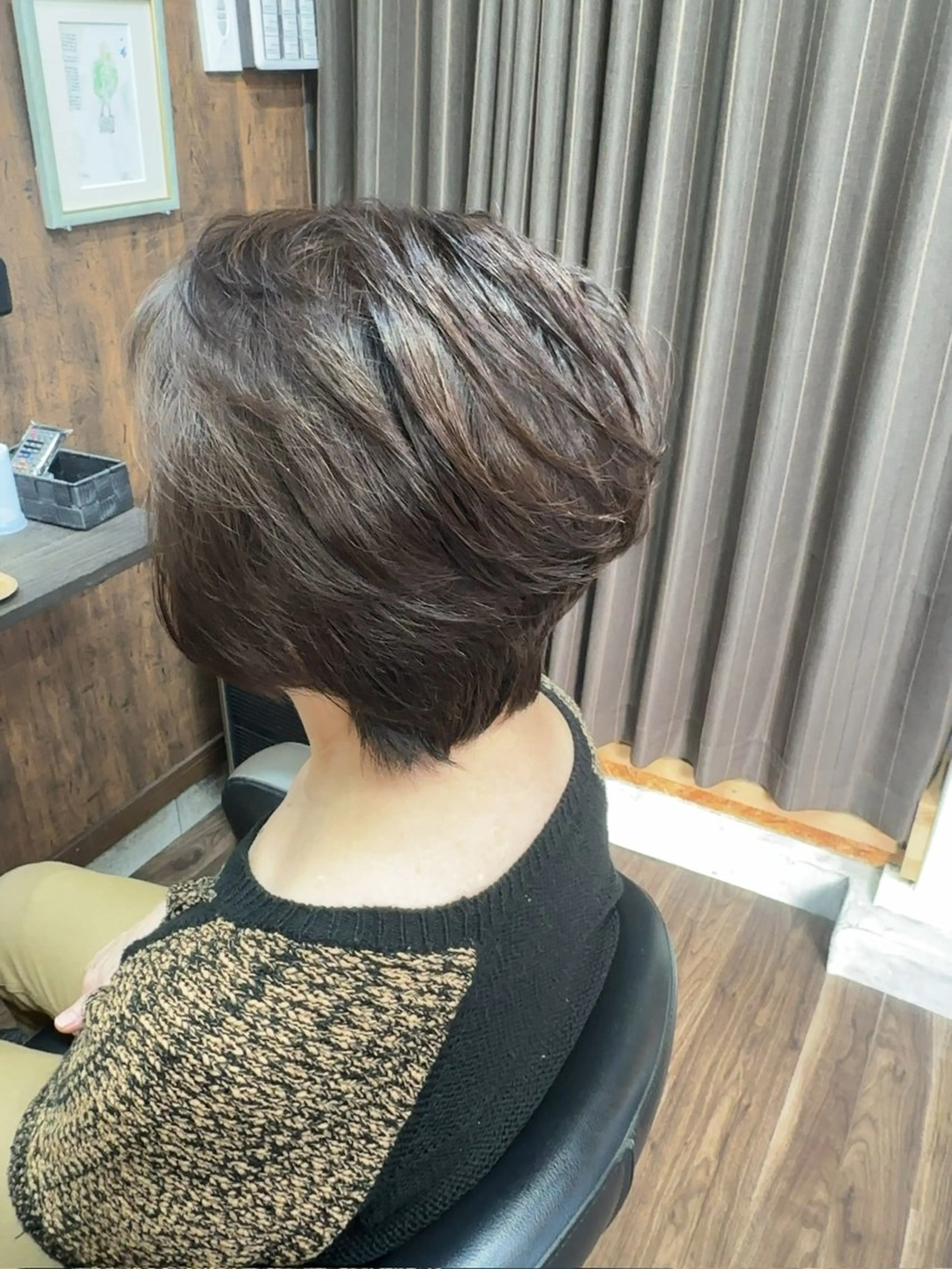 ショート ショートレイヤー レイヤーカット ショートヘア カット ヘアカラー 山宮 雅次のヘアスタイル