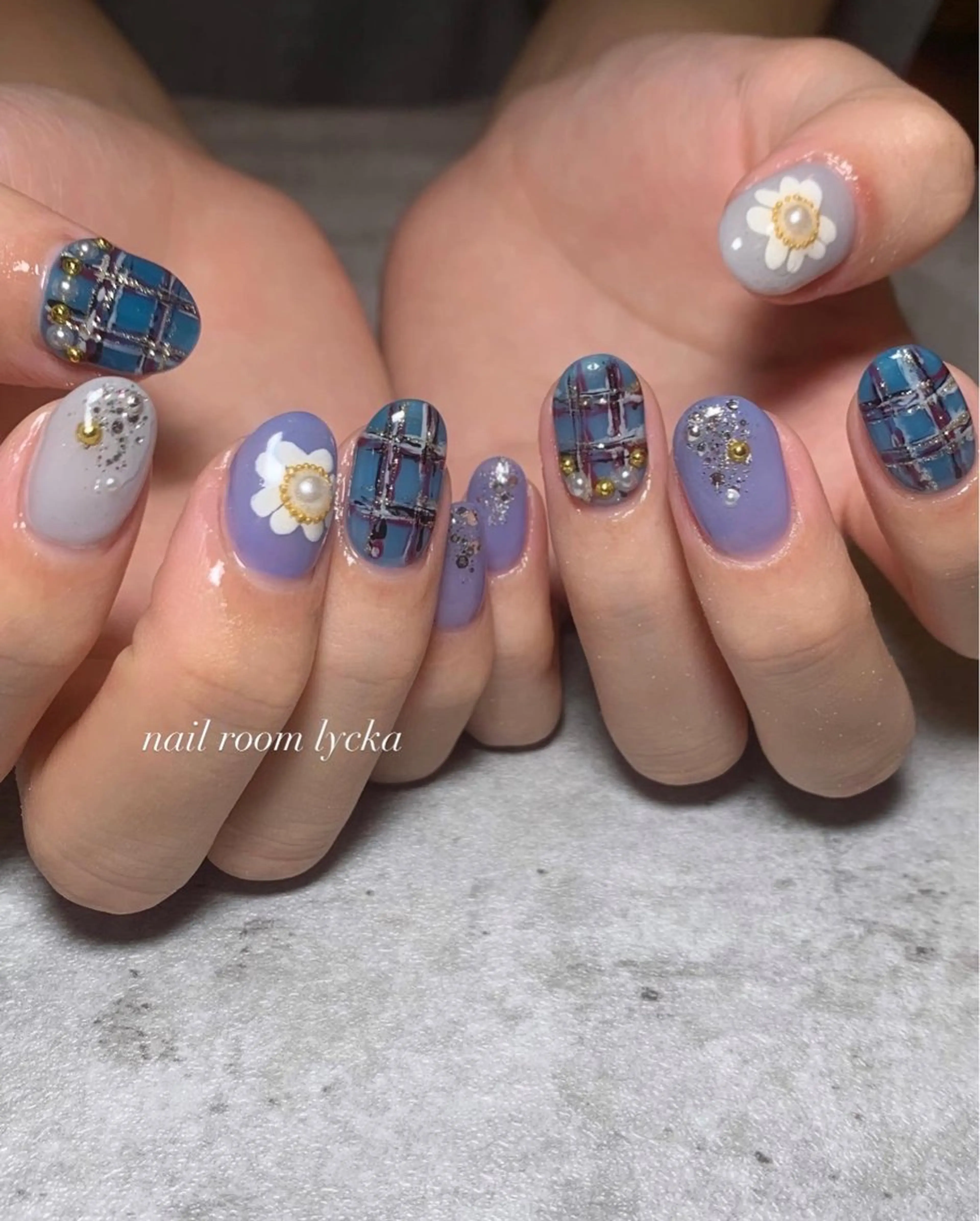 ネイル ﾈｲﾙﾙｰﾑﾘｯｶ 𝐦𝐚𝐲𝐮のネイルデザイン