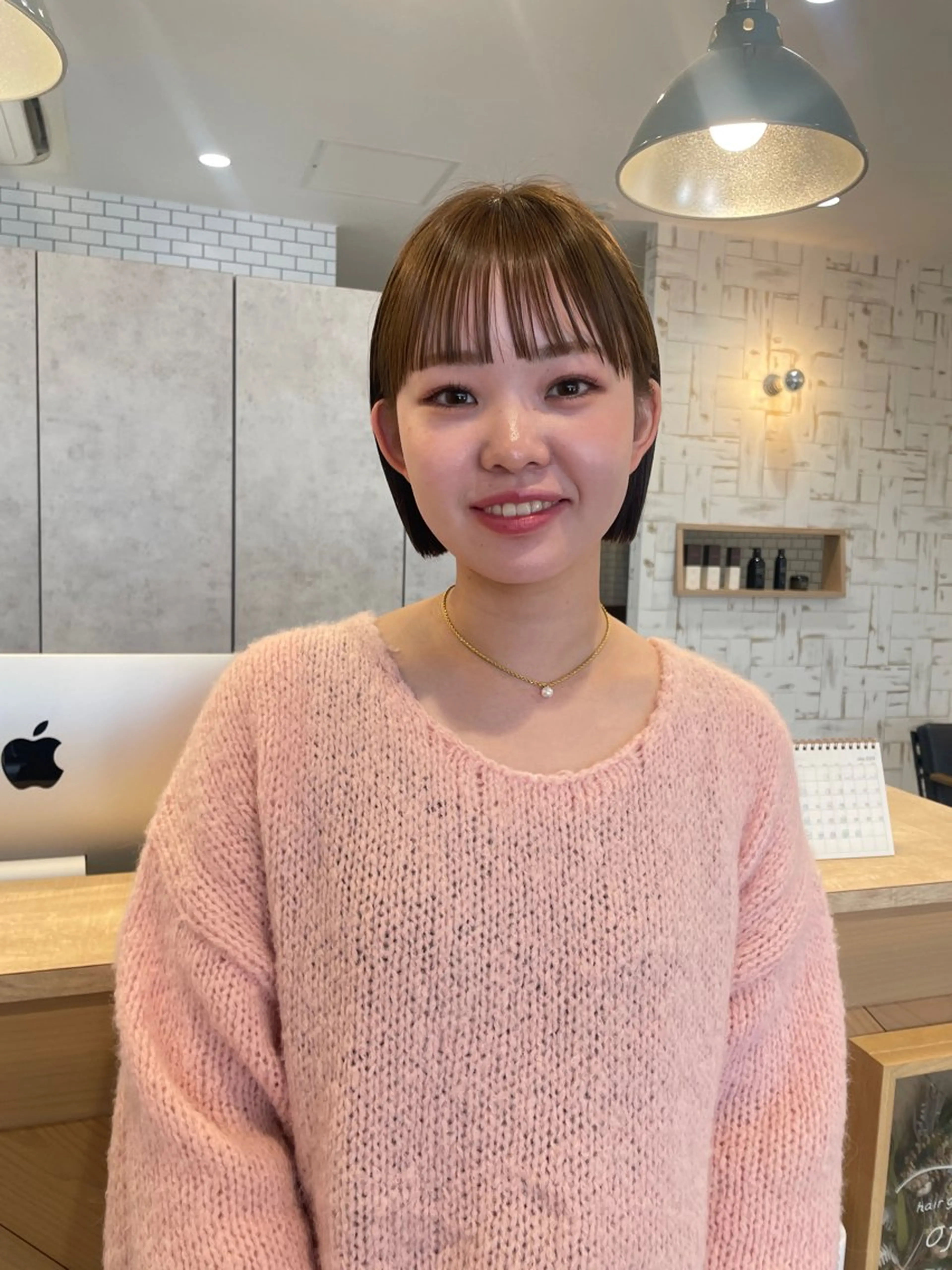 ショート ofF élua所属・🌵ボブ/切りっぱな し/ショート藤長芽生のヘアスタイル