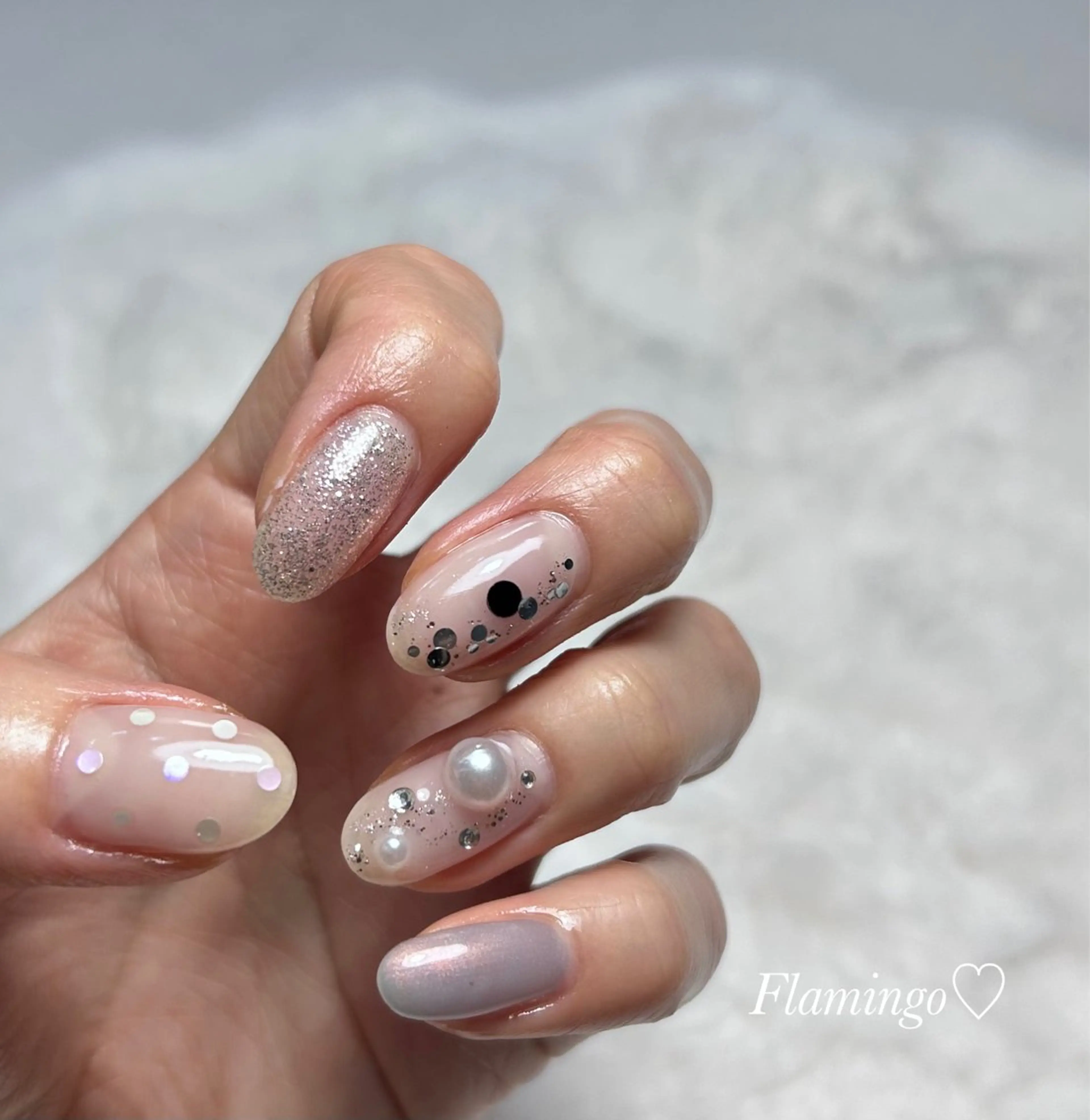 ネイル クリアネイル ドット ニュアンスネイル シンプルネイル フィルイン／自爪育成 ／爪に優しい施術のネイルデザイン