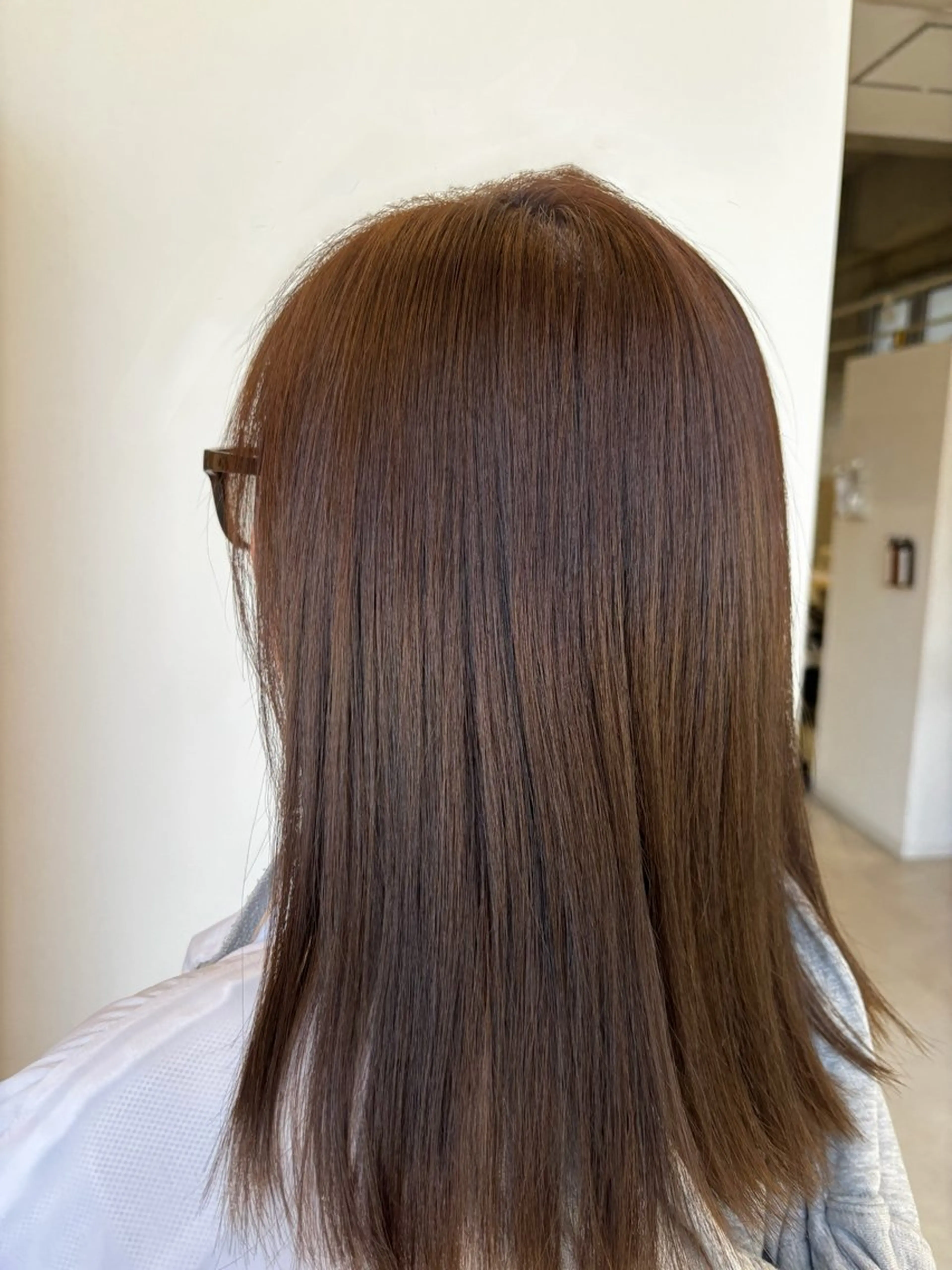 カラー 竹俣 千夏のヘアスタイル