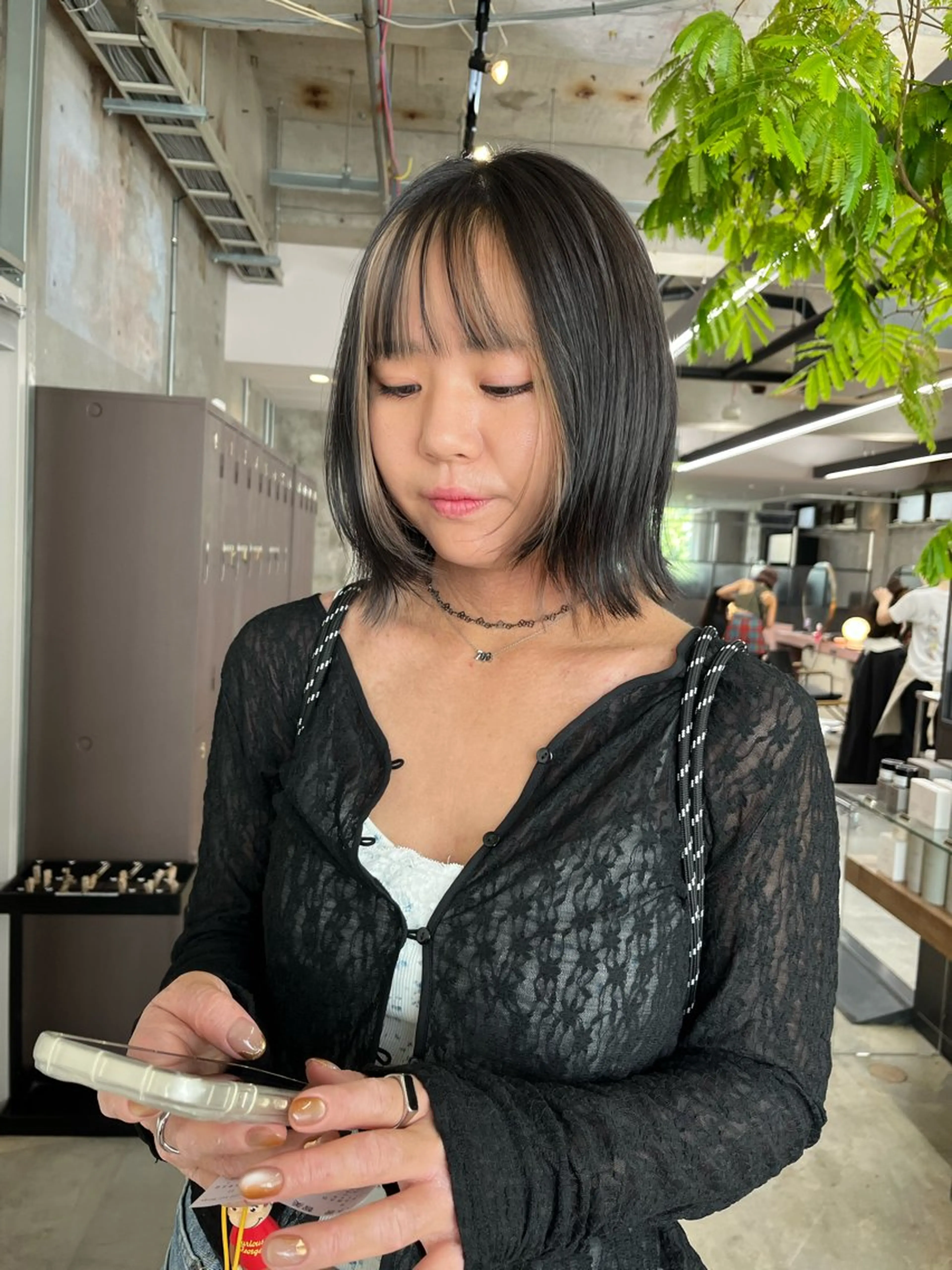 ミディアム カラー ミストバング 小木曽智美 /ボブ/ショートのヘアスタイル