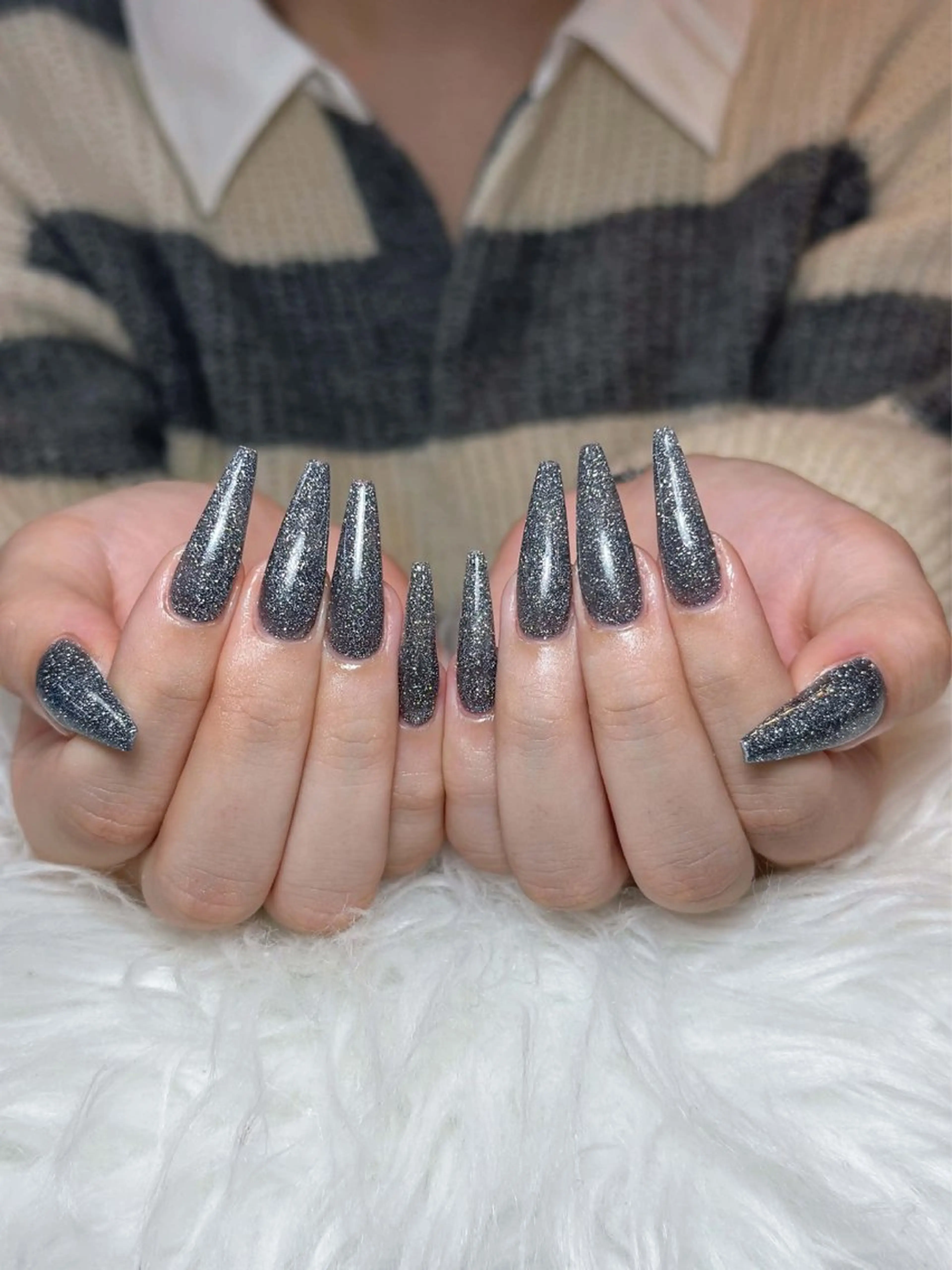 ネイル チークネイル ドット フレンチネイル グラデーション ハート ハンドネイル ハンドケア Eli Nails 新宿のネイルデザイン