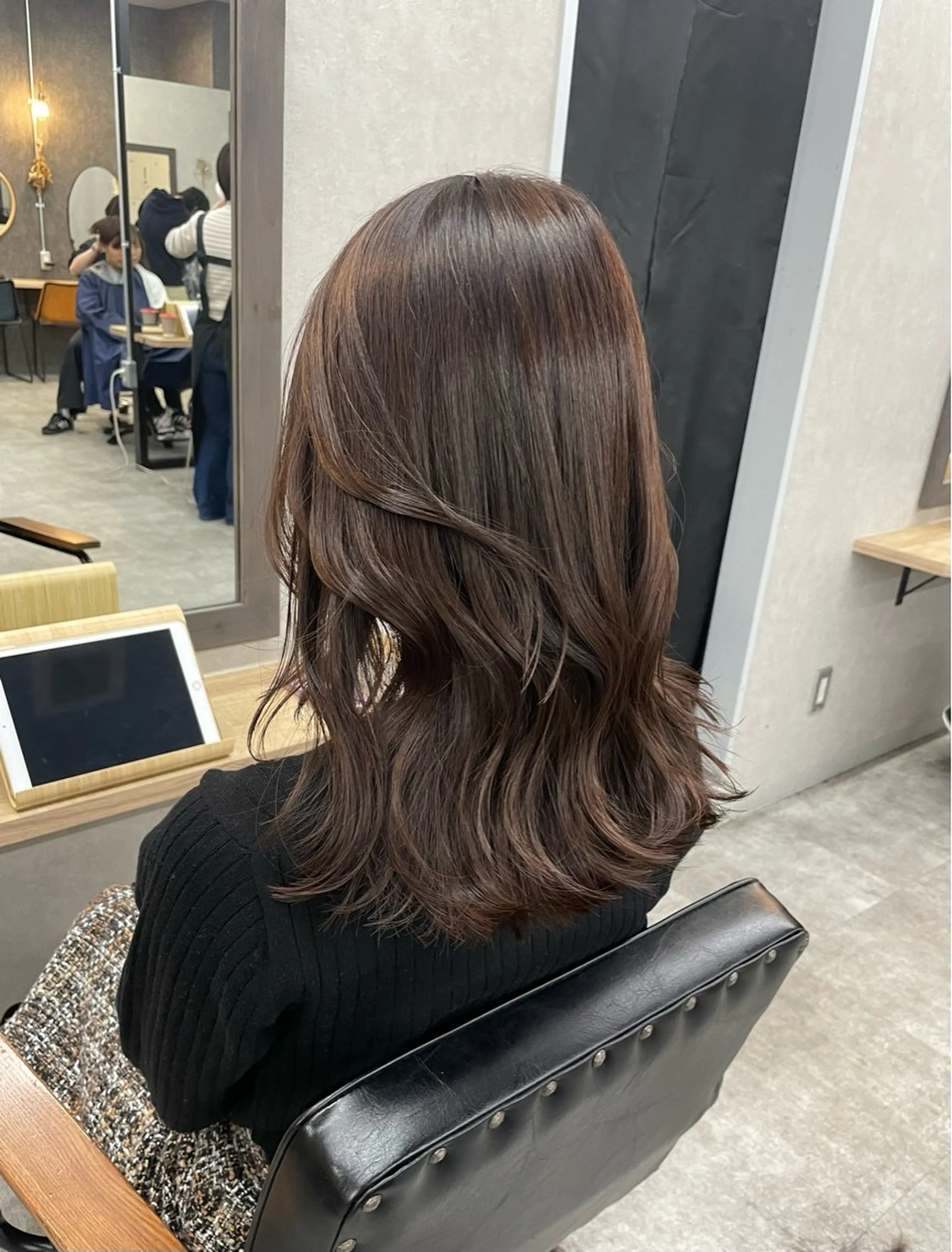 ミディアム カラー カット ヘアカラー トリートメント いなみね はるきのヘアスタイル