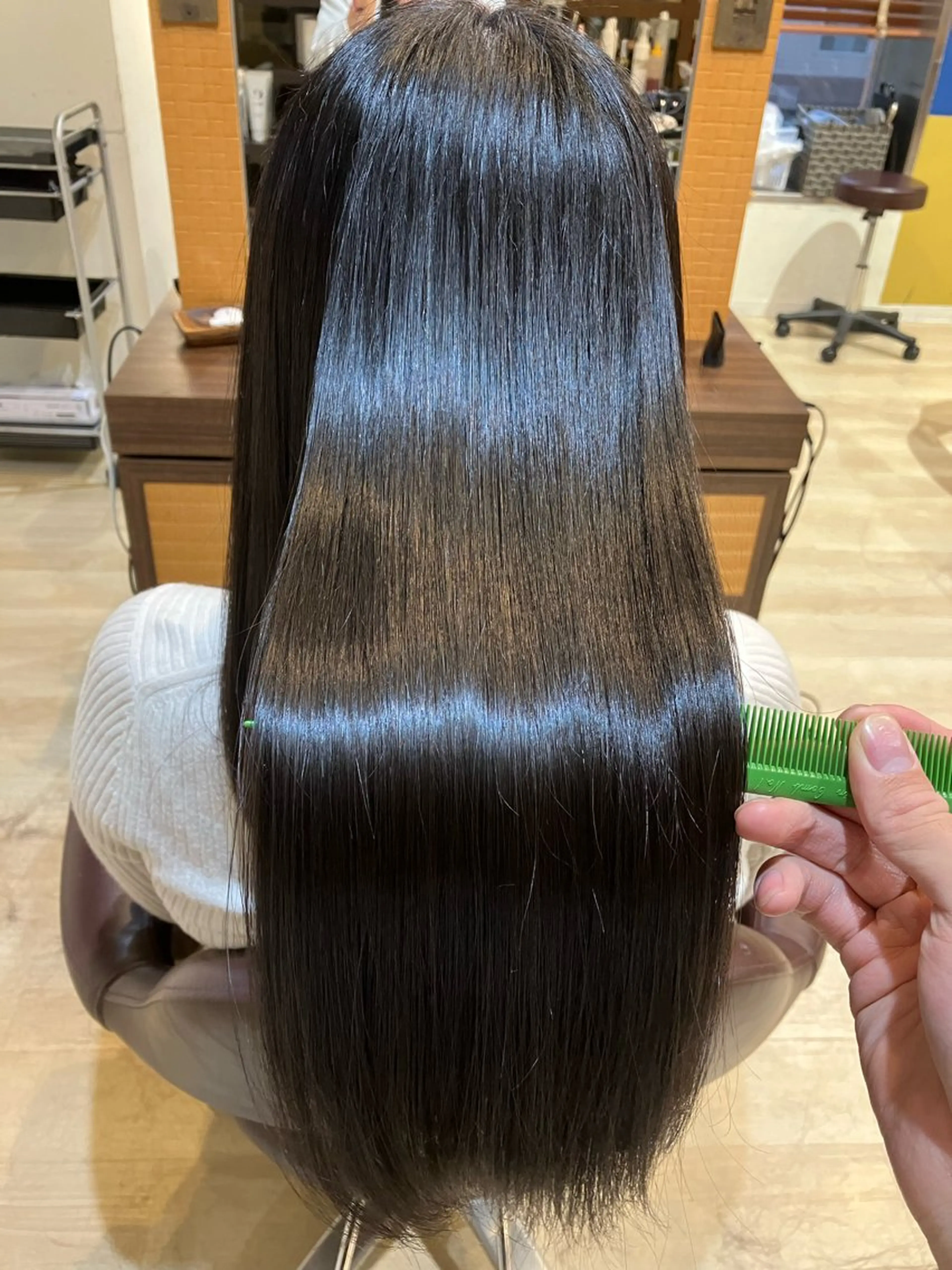 ロング トリートメント 🍀髪質改善、カラー TAICHI🍀のヘアスタイル