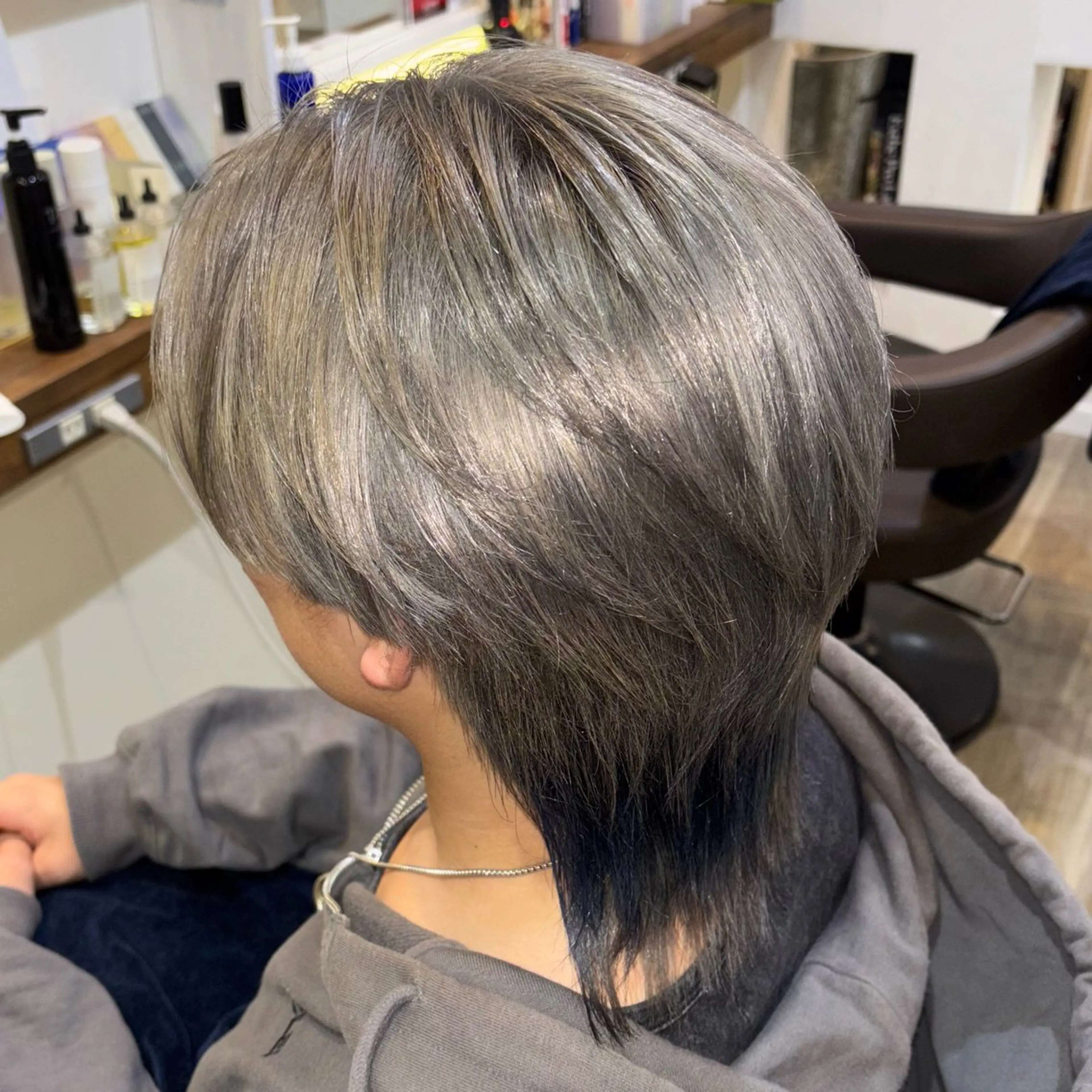 ミディアム ヘアカラー 🎀ハイトーン/ 艶カラー/夕月🎀のヘアスタイル