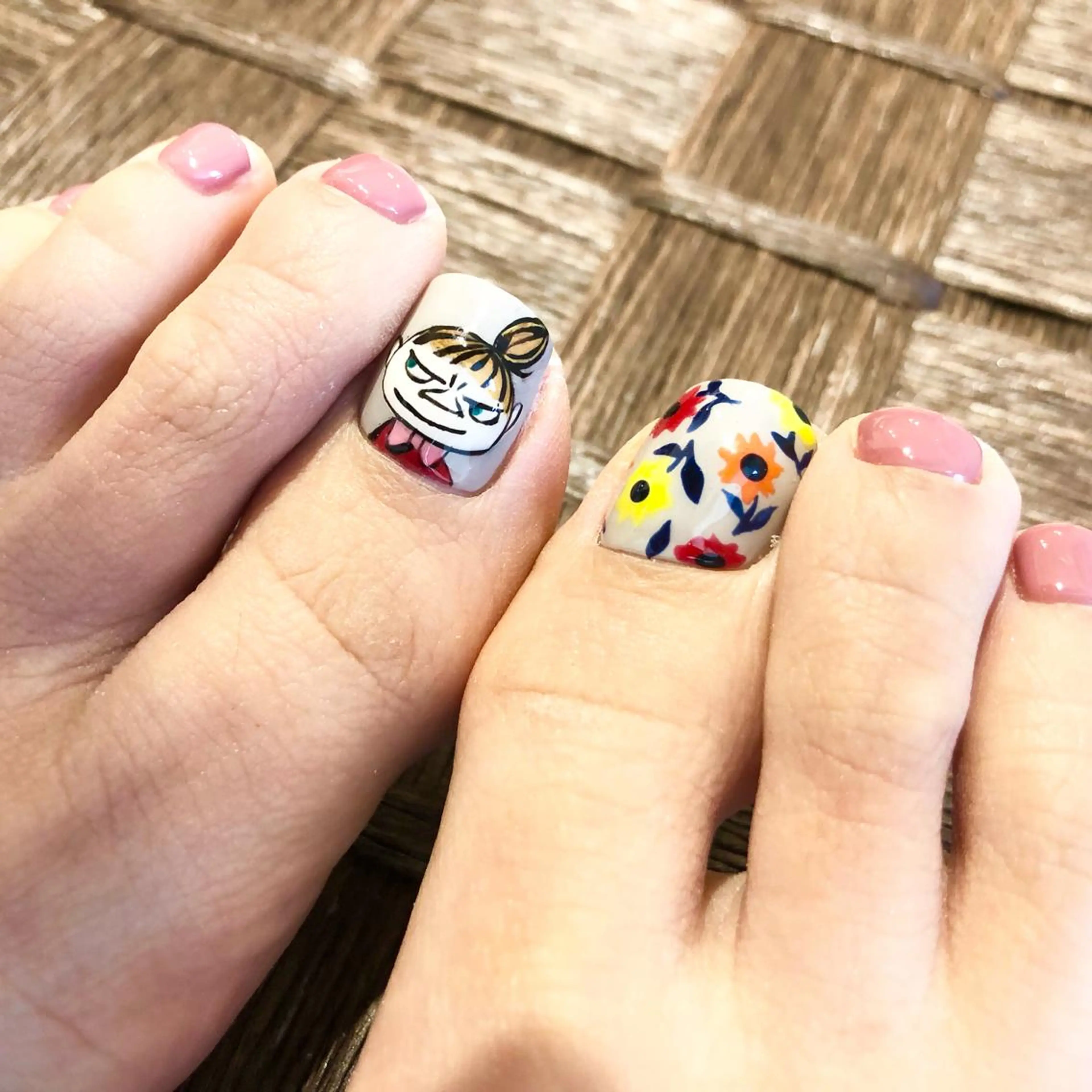 ネイル 望月 亜沙美のネイルデザイン