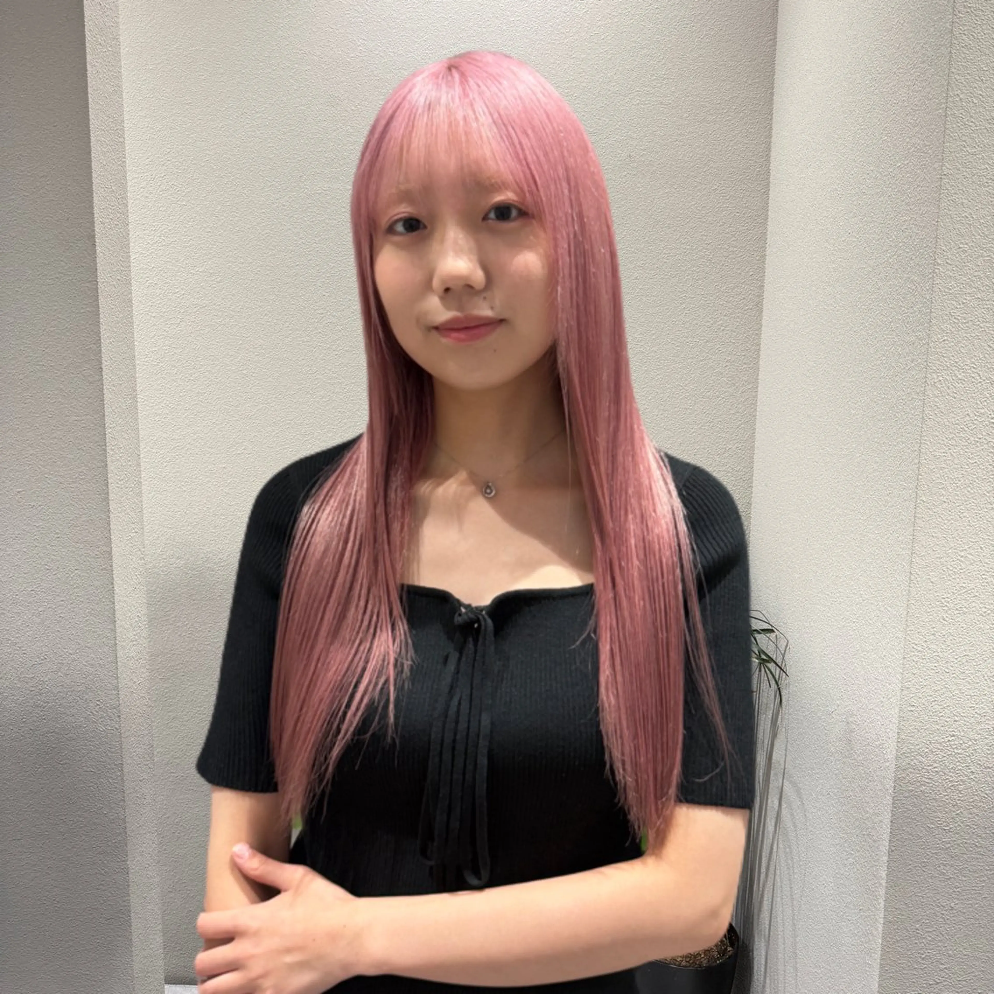 セミロング カラー ブリーチ ケアブリーチ ハイトーンカラー ピンクカラー パープルカラー ヘアカラー ヘアセット ✨ブリーチ支持No1 複雑履歴修正/舘岡のヘアスタイル