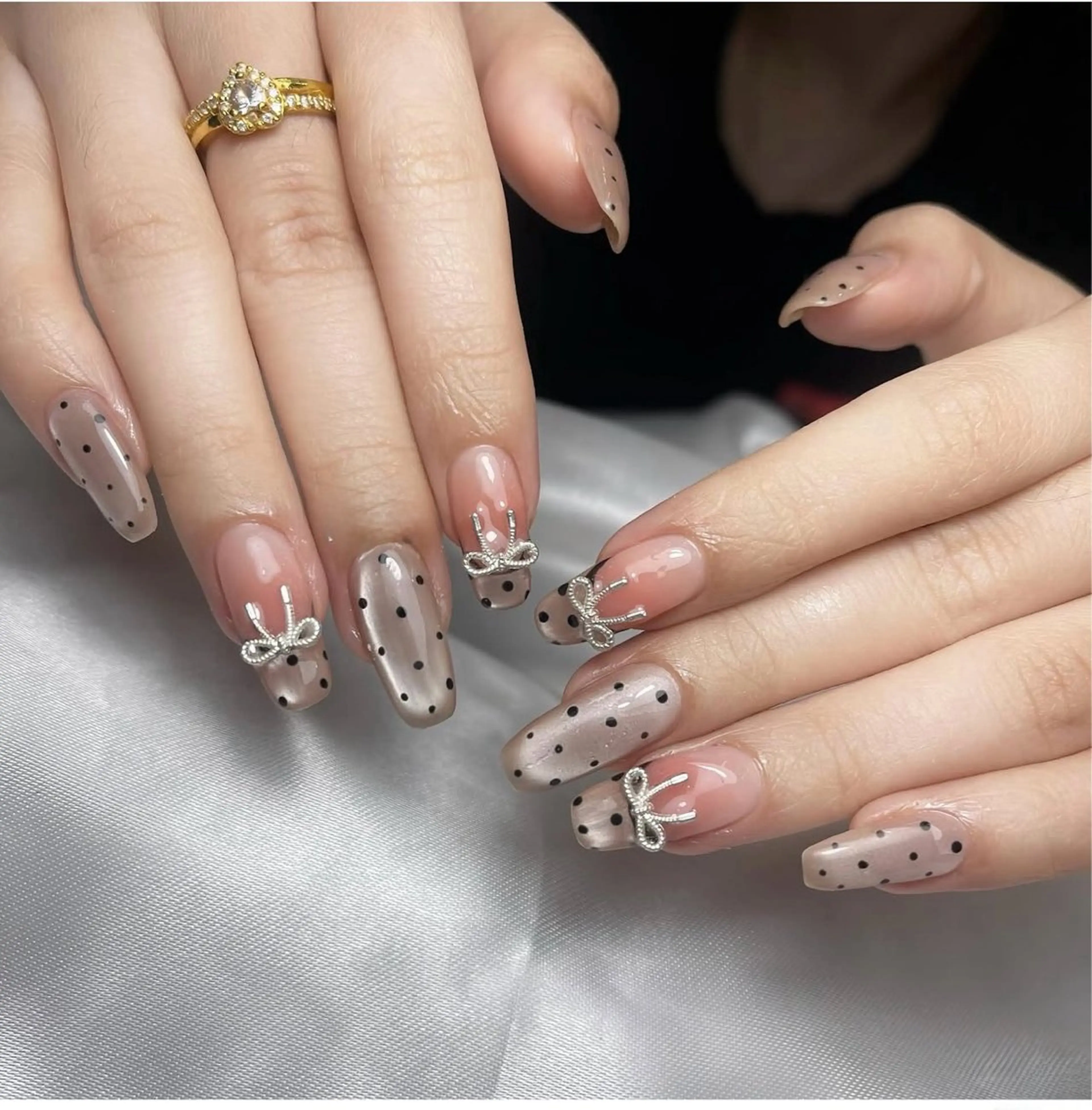 ネイル チョウ Rachaelのネイルデザイン