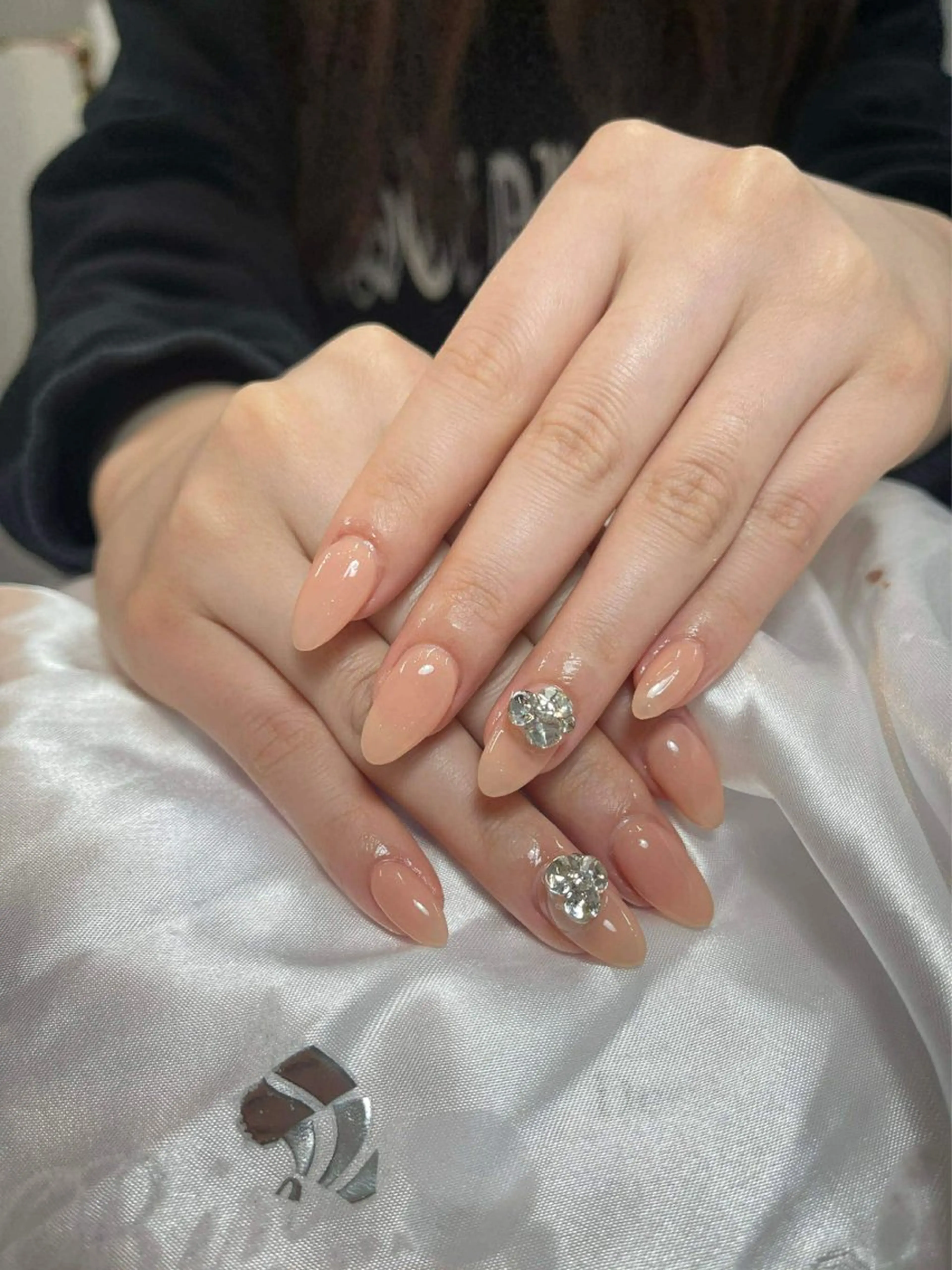 ネイル アートネイル オーロラネイル ブラウン チークネイル 成人式 Huyn Nail Studioのネイルデザイン