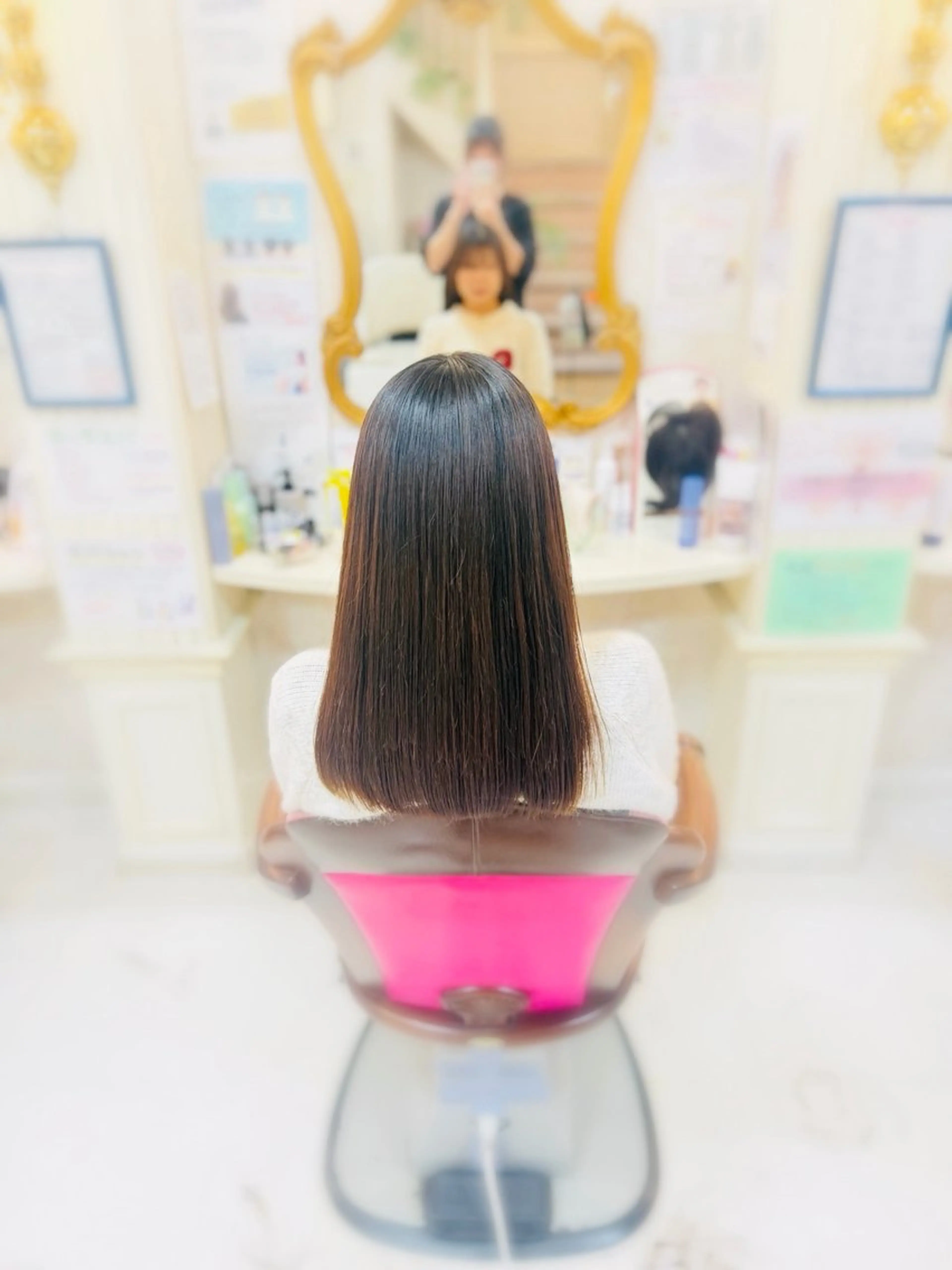 セミロング カット 菅沼 美咲のヘアスタイル