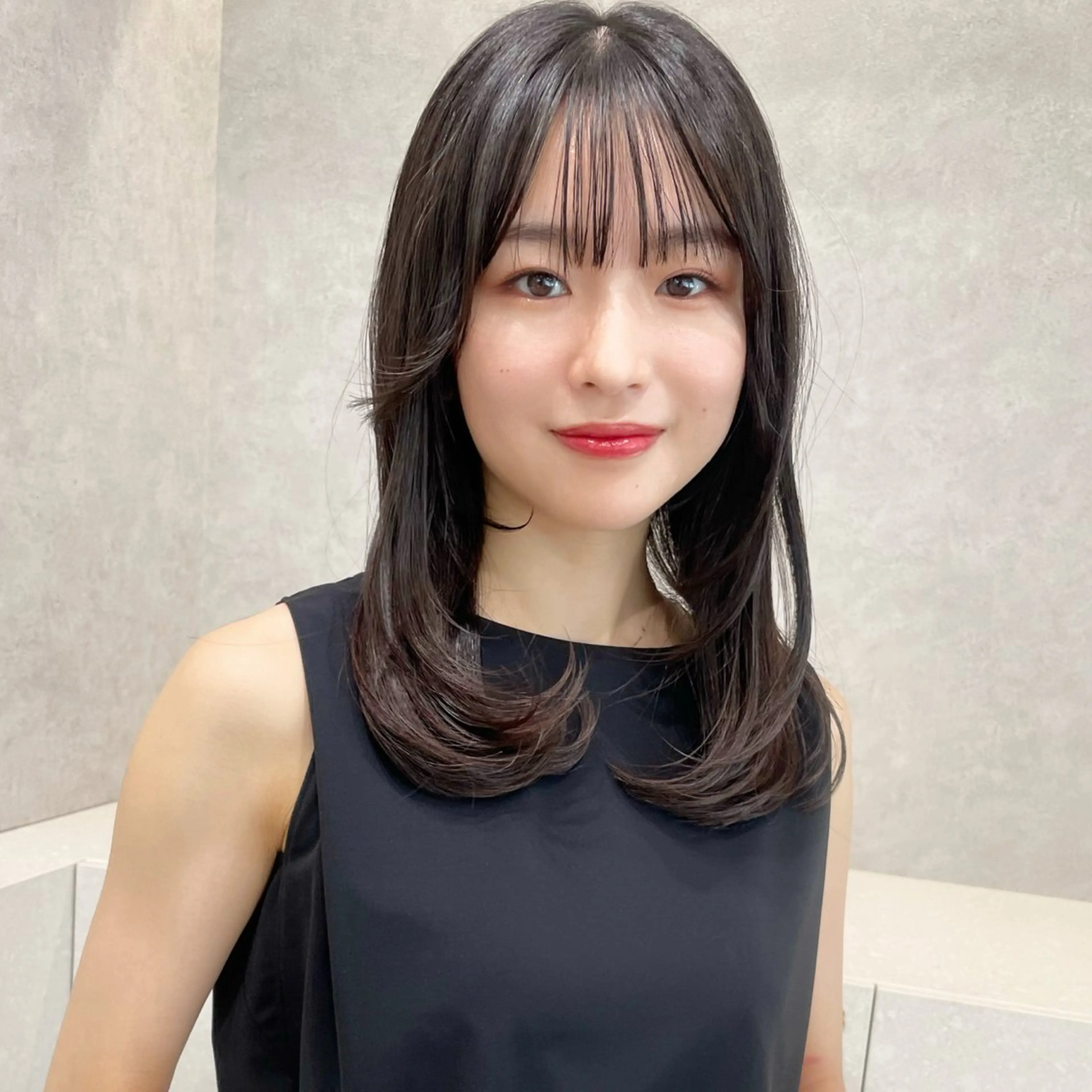 ロング カット 三鷹で1番ショート ボブをカットする新谷のヘアスタイル