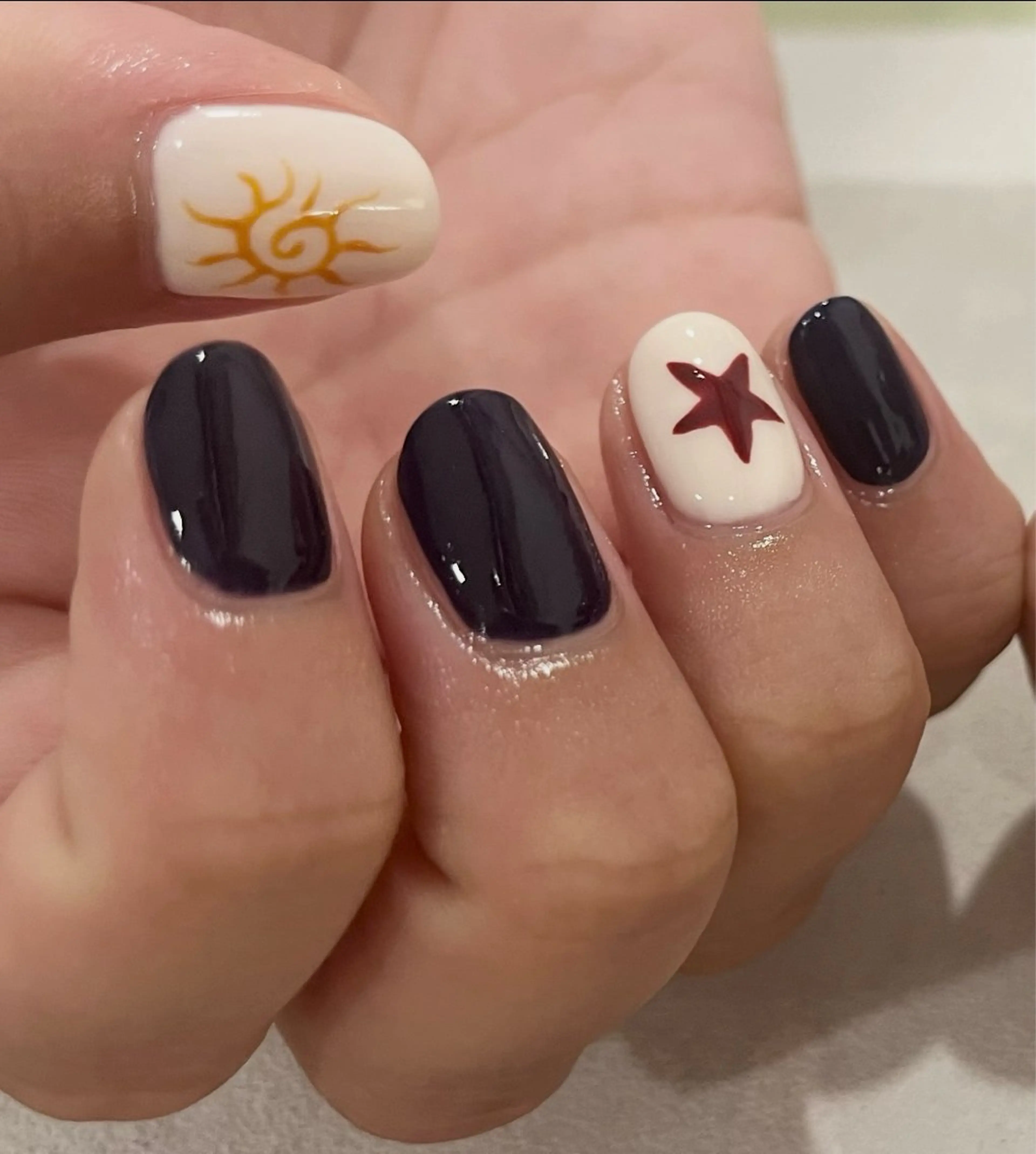 ネイル アートネイル 持ち込み ハンドネイル AT.1011(アトリエテンイレブン)所属・AT.1011 (ハルカ)のネイルデザイン