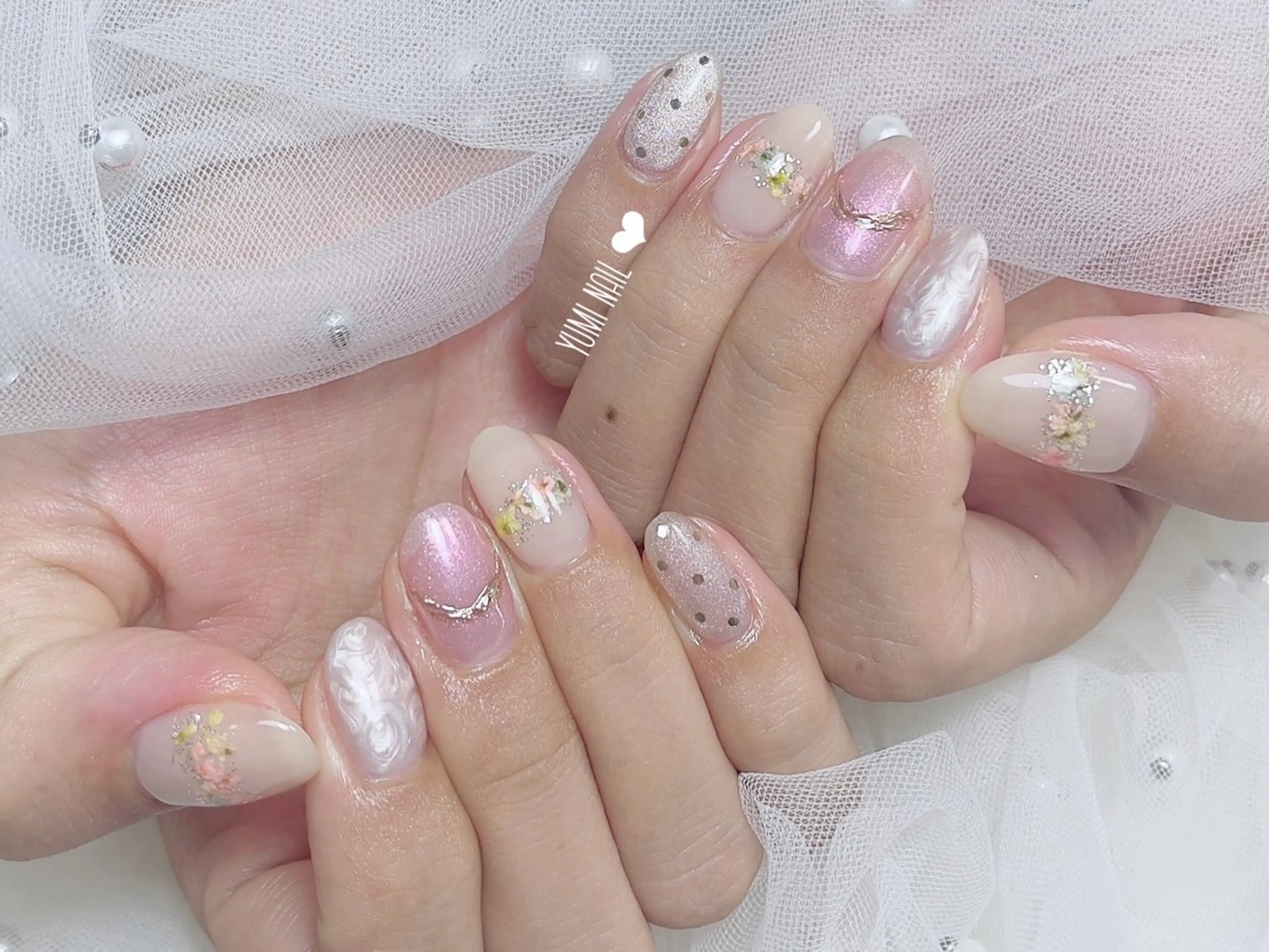 ネイル 𝐲𝐮𝐦𝐢🎀 長さ出しデザイン専門のネイルデザイン