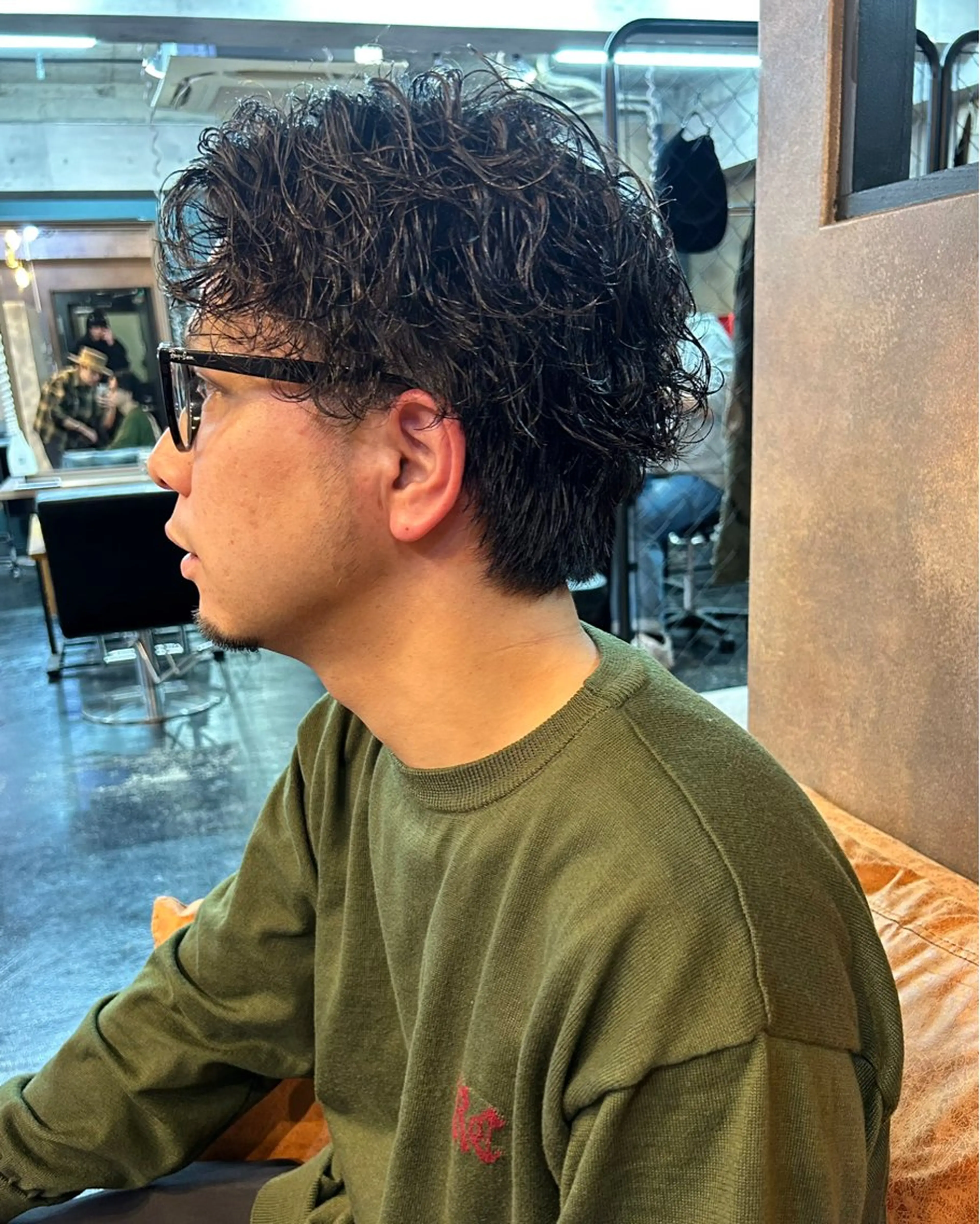 パーマ メンズ センターパート メンズパーマ 刈り上げ カット パーマ トリートメント kazuki iconのヘアスタイル