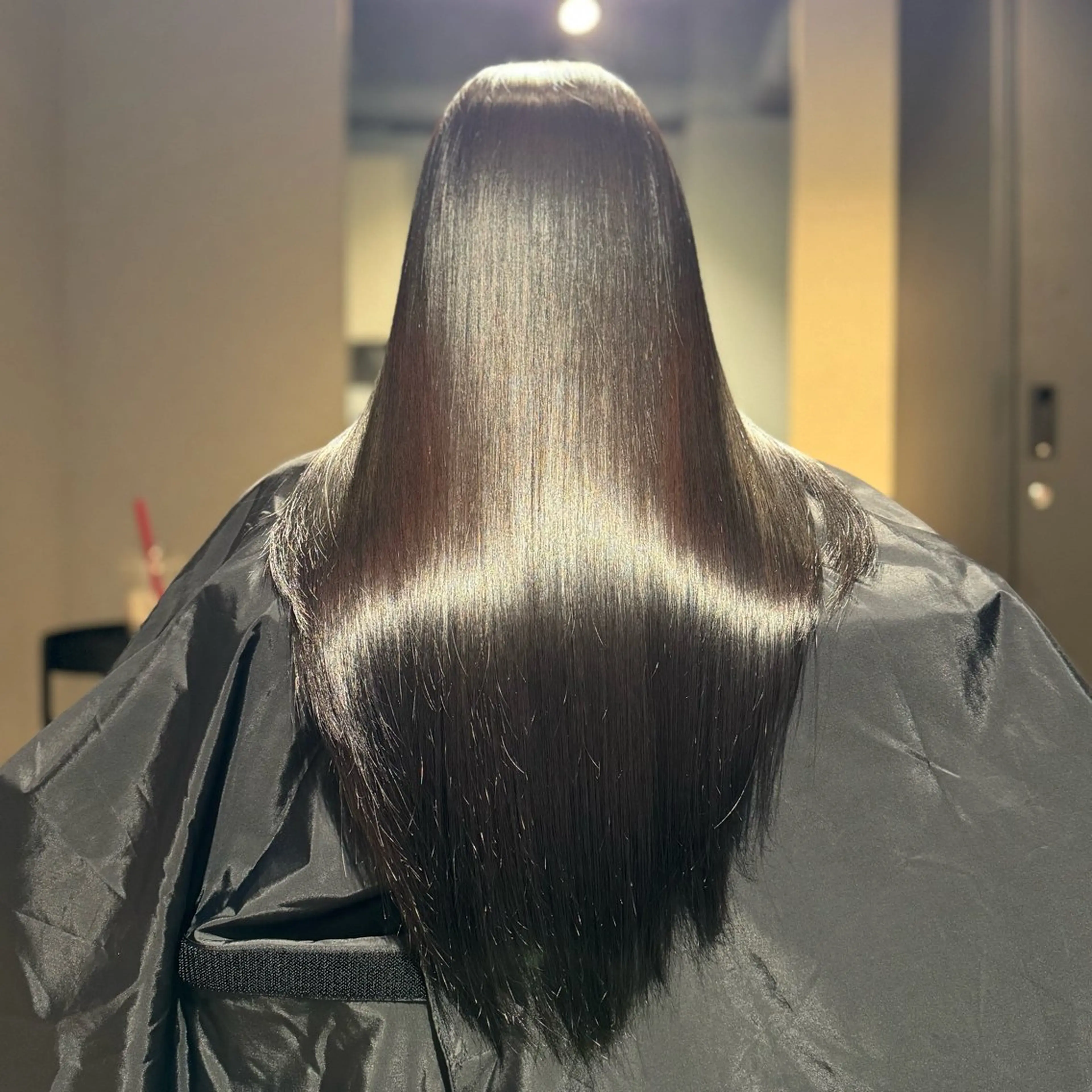 ロング パーマ 髪質改善 韓国風ヘア 縮毛矯正 トリートメント ヘアカラー トリートメント 髪質改善Ⅰ透明感 艶カラーⅠたつやのヘアスタイル