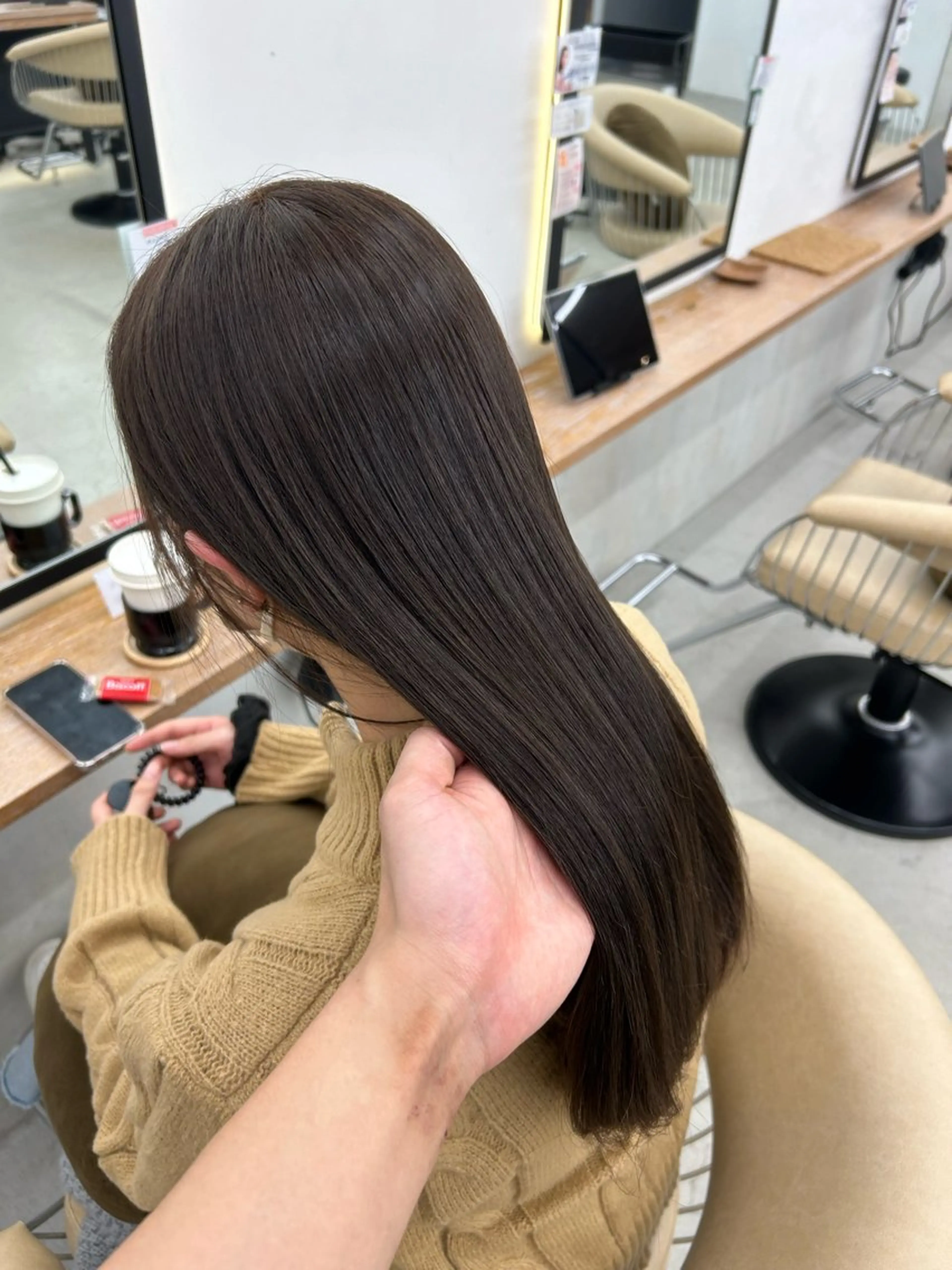 ロング たけくに まお /透明感カラーのヘアスタイル