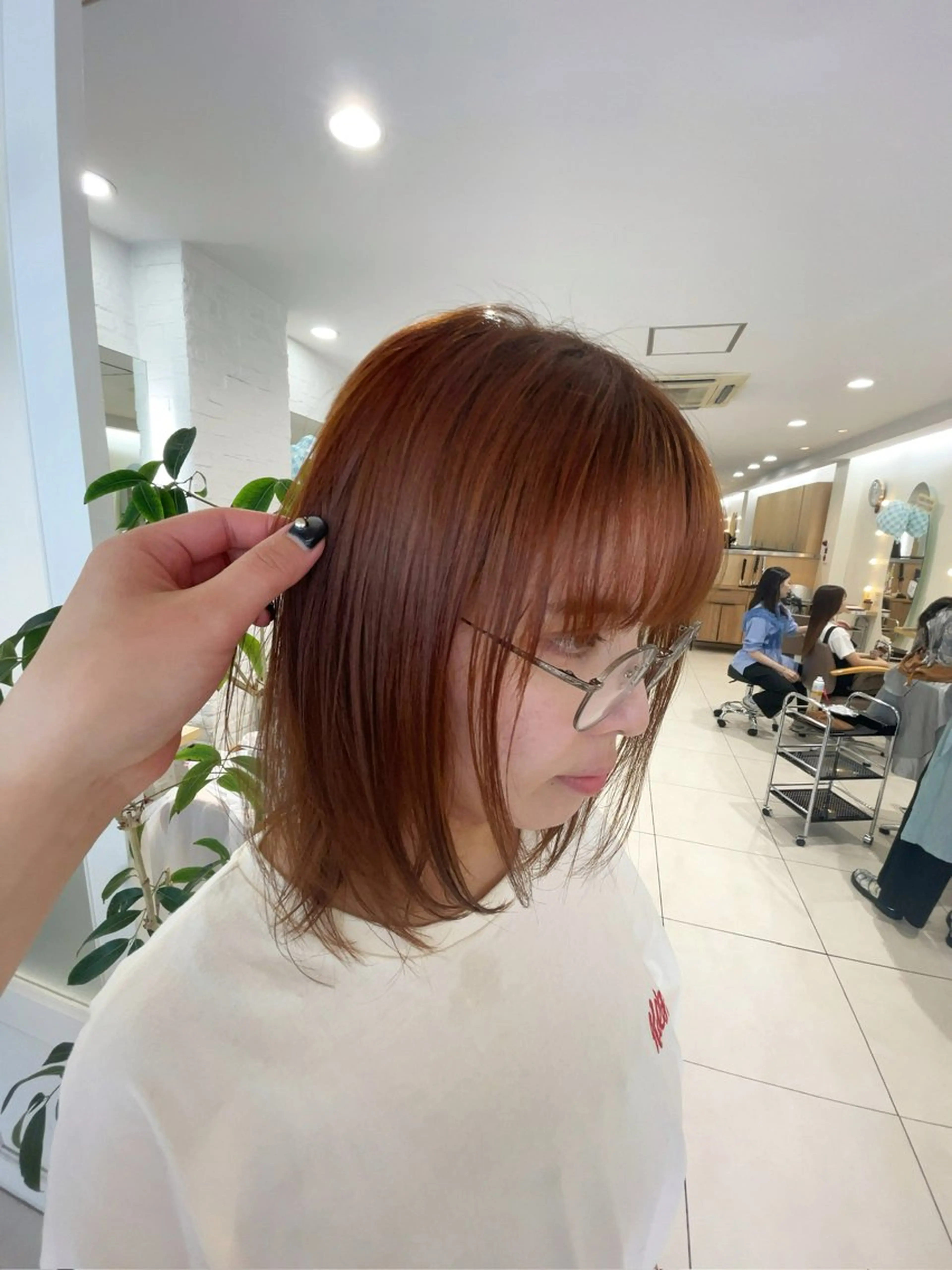 ミディアム カラー ❤︎韓国レイヤー❤︎ アカリのヘアスタイル