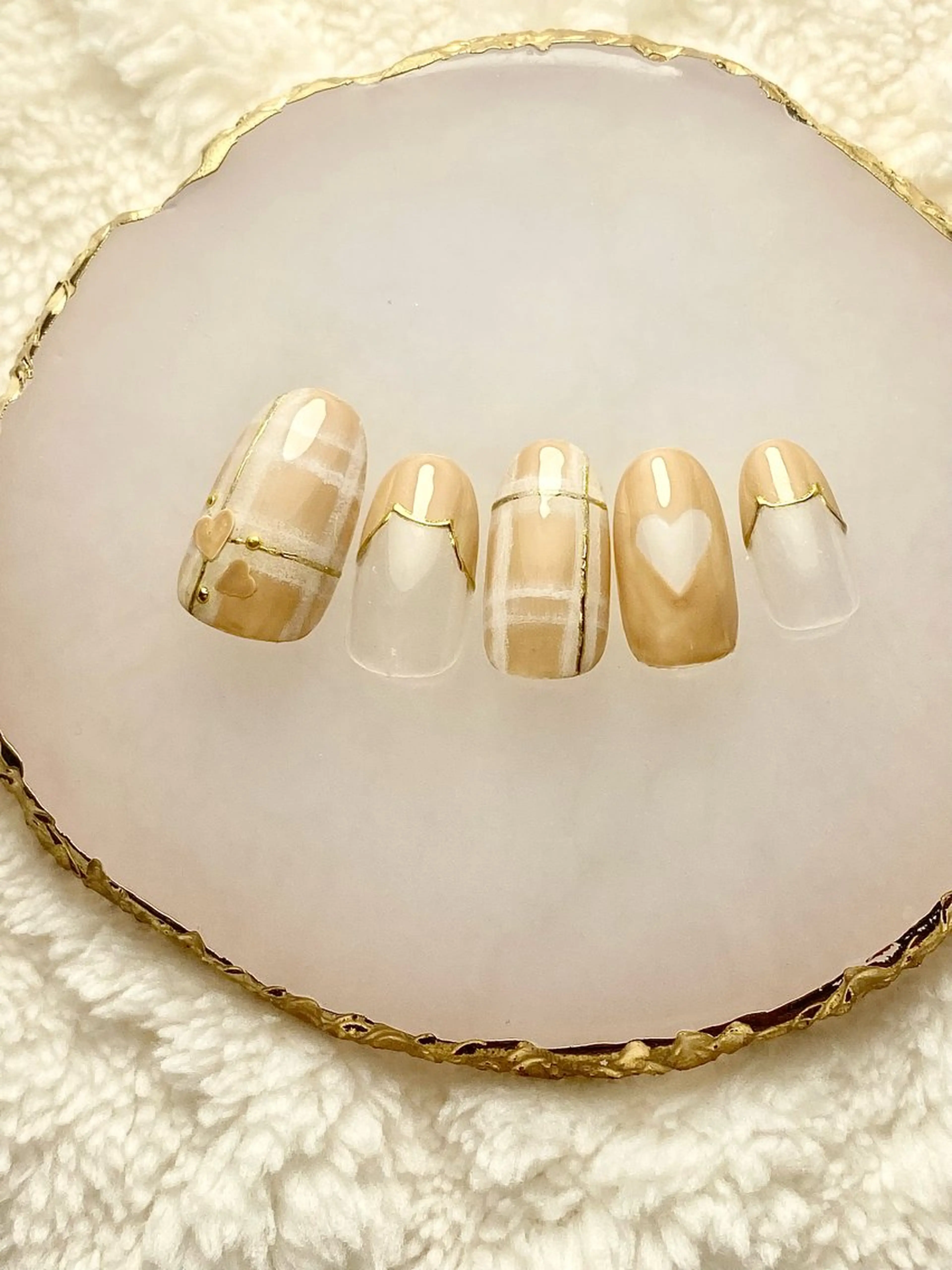 ネイル 7e. Nailのネイルデザイン