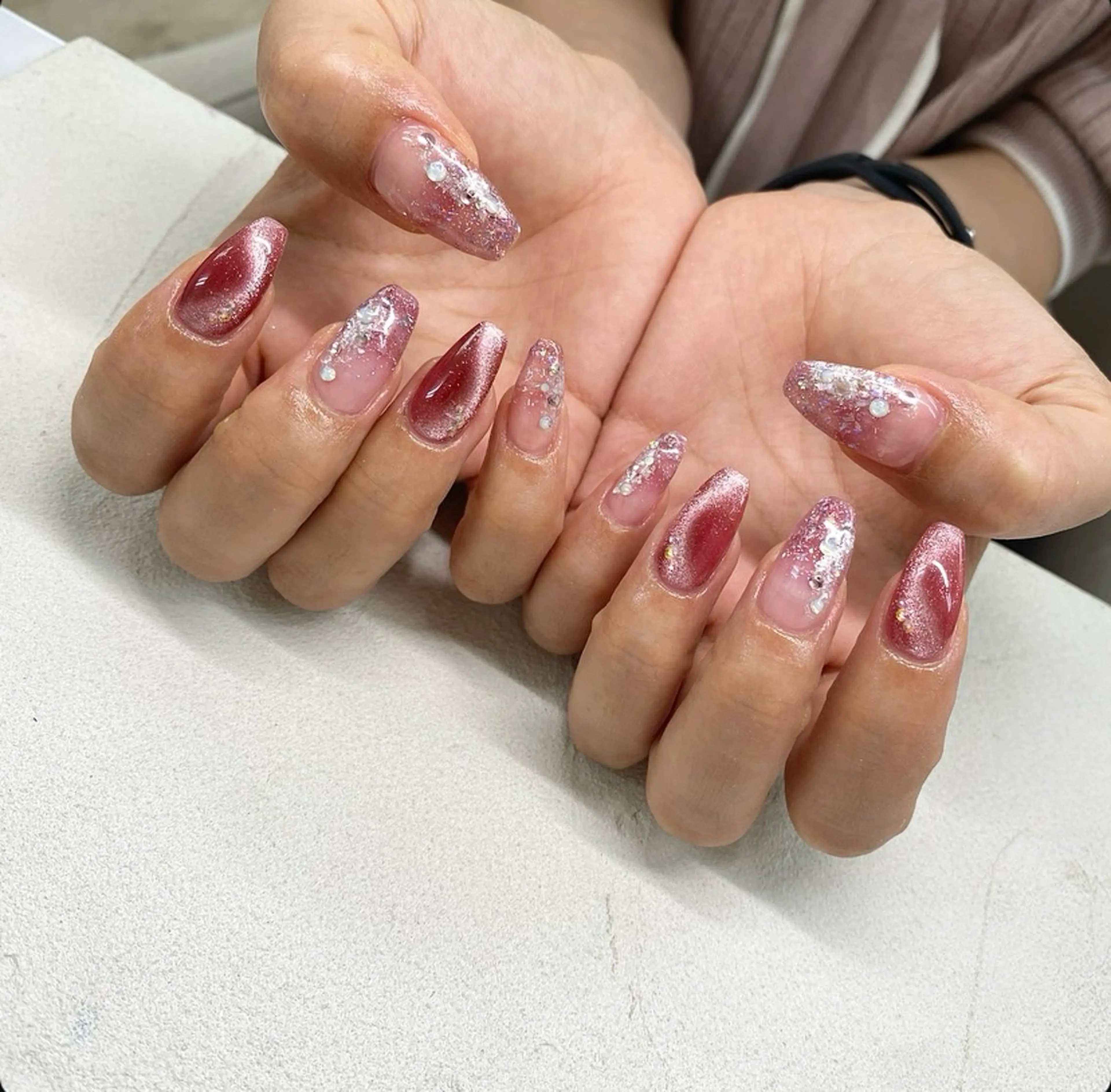 ネイル ハンドネイル Bianca🩶 TAMIYAのネイルデザイン