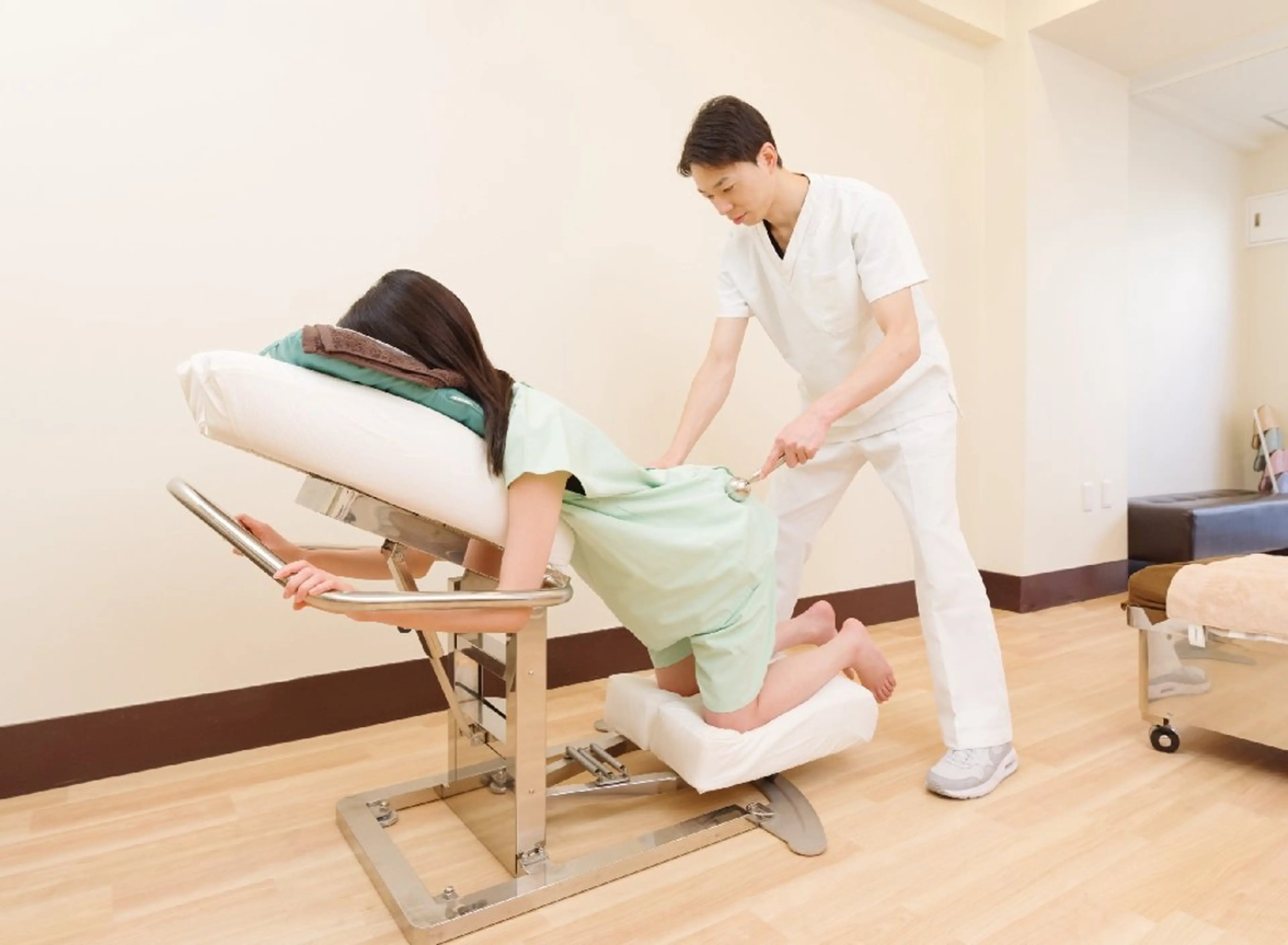 【ミニモ限定料金でご案内】産後の骨盤矯正＋歪み矯正コースの写真