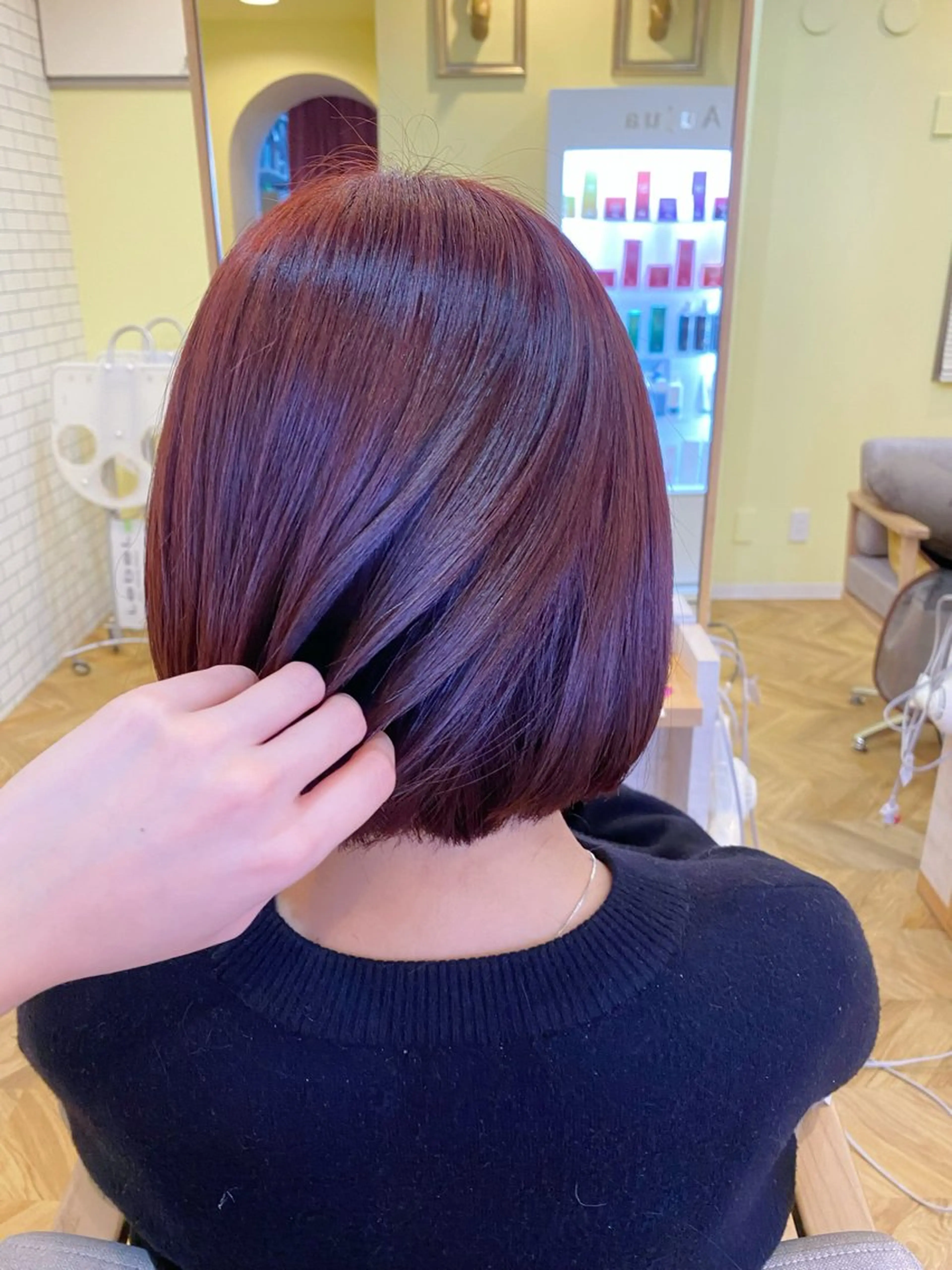 ショート カラー ブリーチ ダブルカラー ブリーチなしカラー レッドカラー ボブ カット ヘアカラー トリートメント 南上 野々佳のヘアスタイル