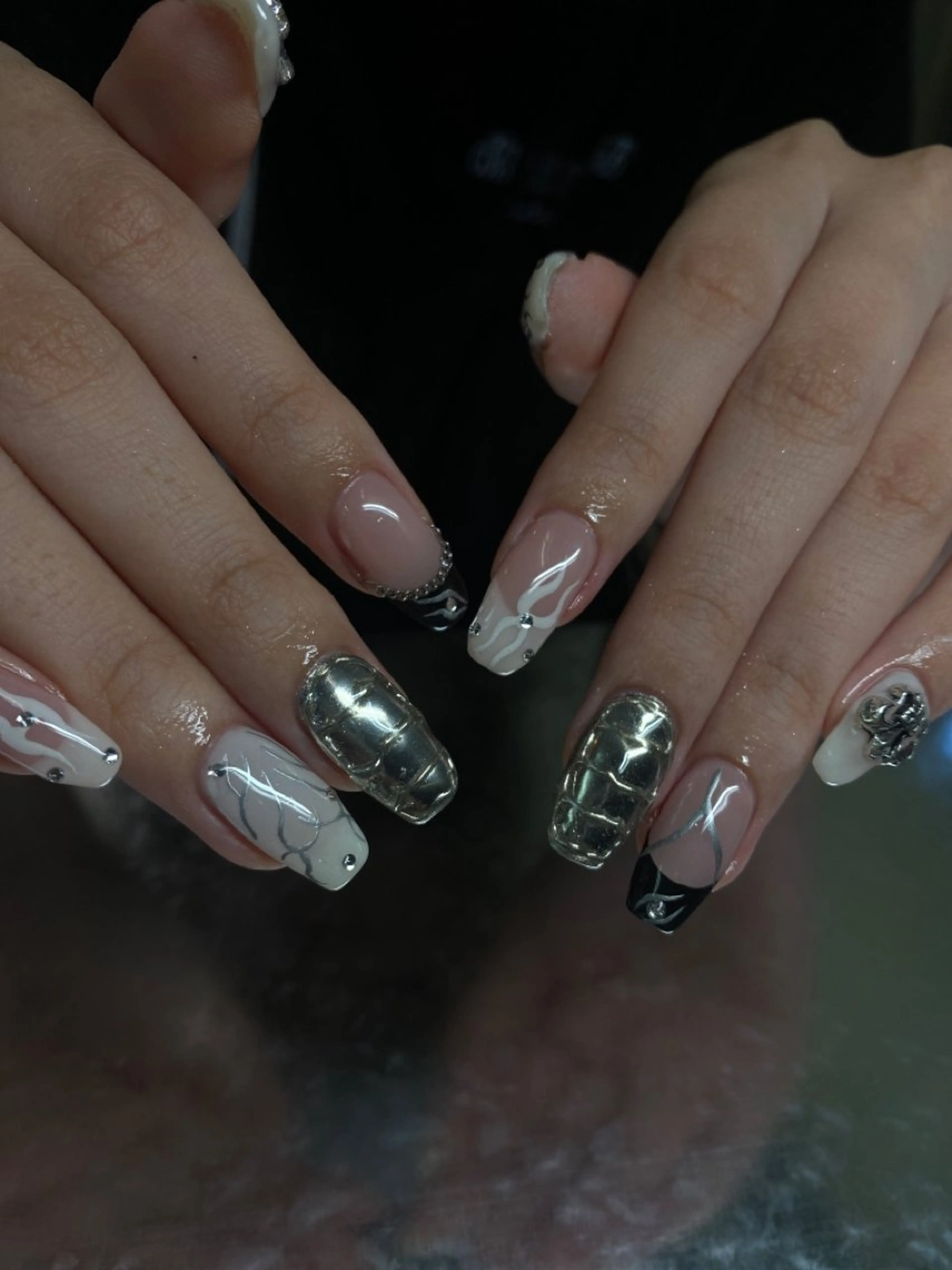 ネイル isobe yuiのネイルデザイン