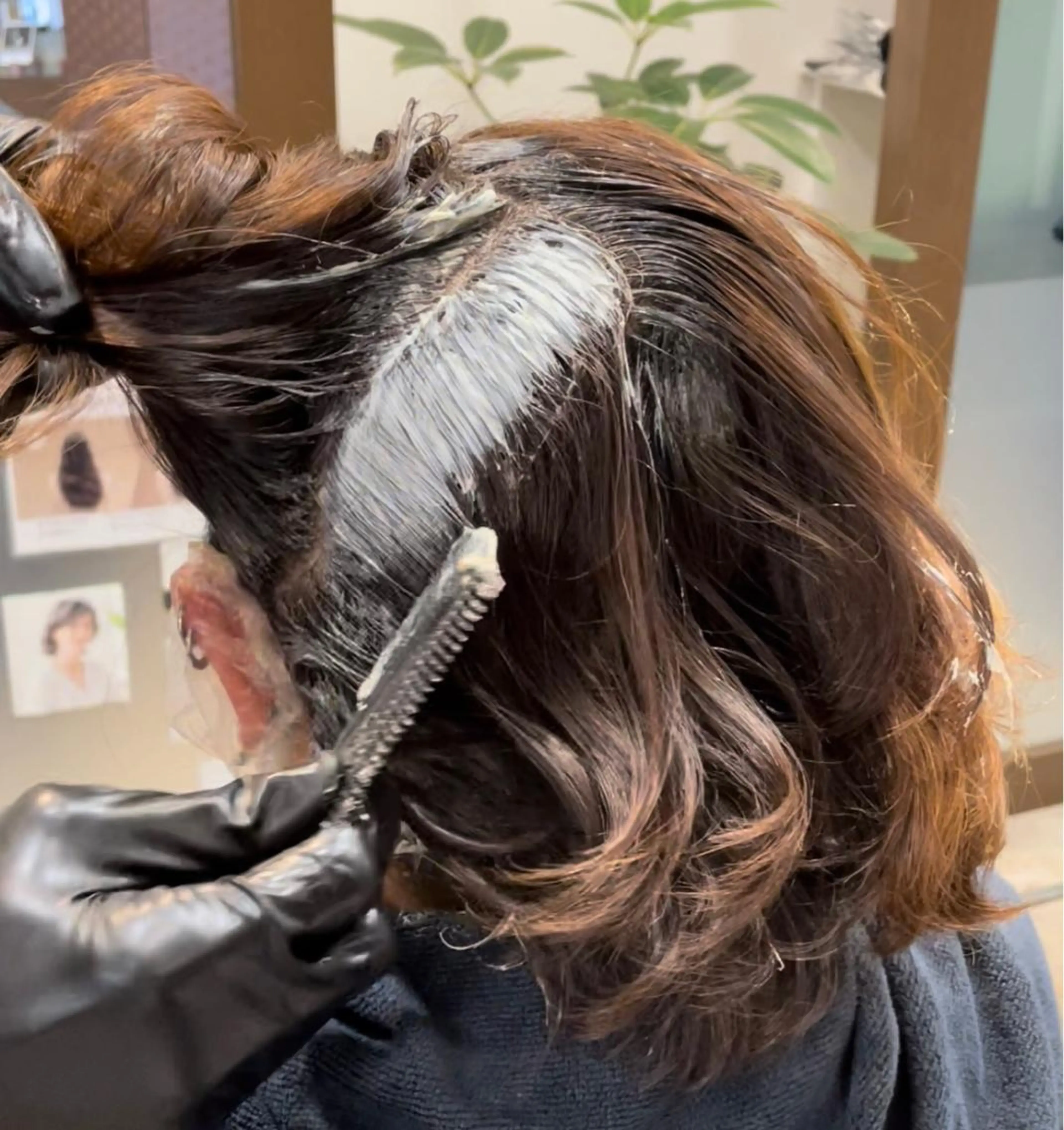 カラー hair lounge comme moi所属・TOMO☆ 高島平のマツエク・マツパデザイン