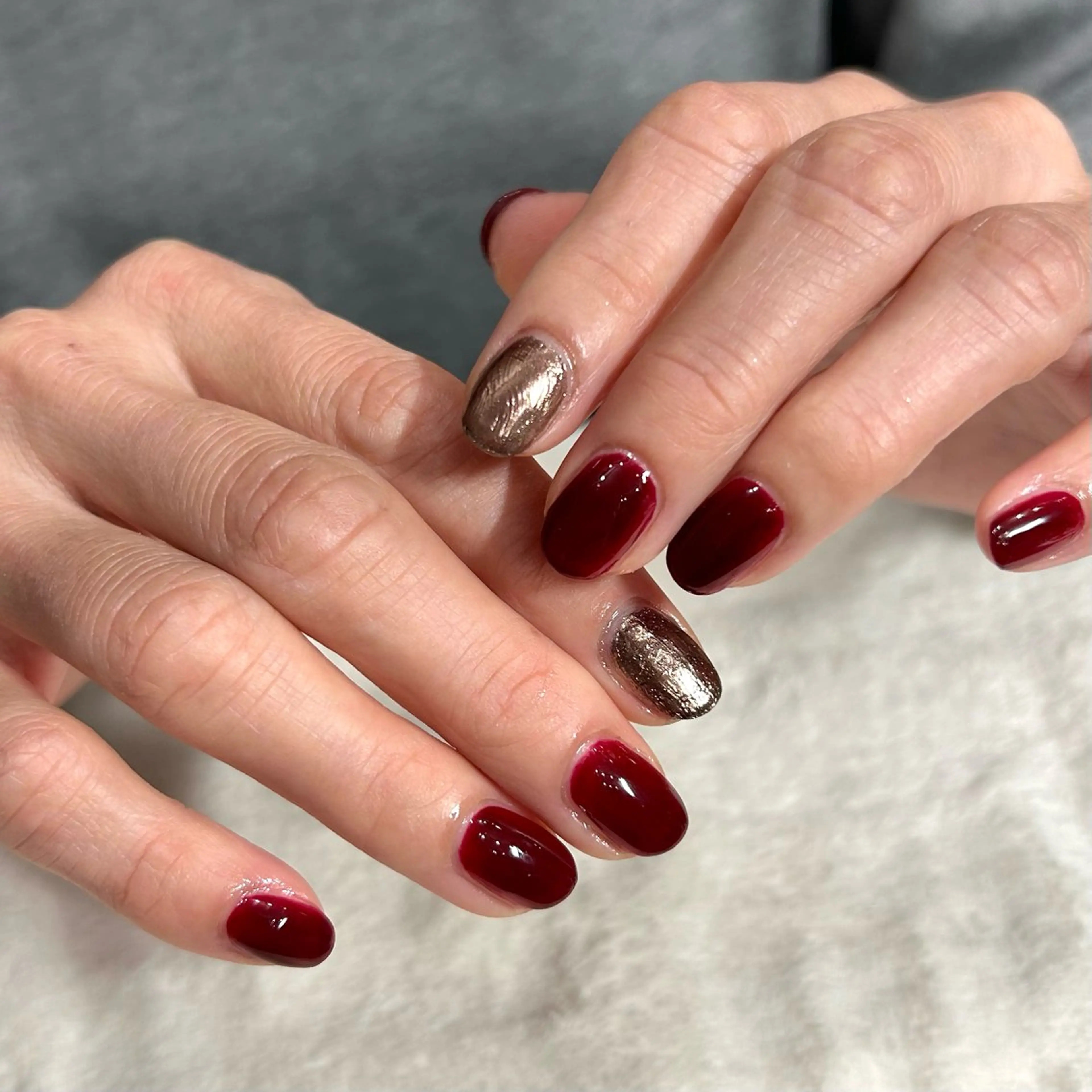 ネイル アートネイル ミラーネイル ショコラ 【hachi🌿】のネイルデザイン