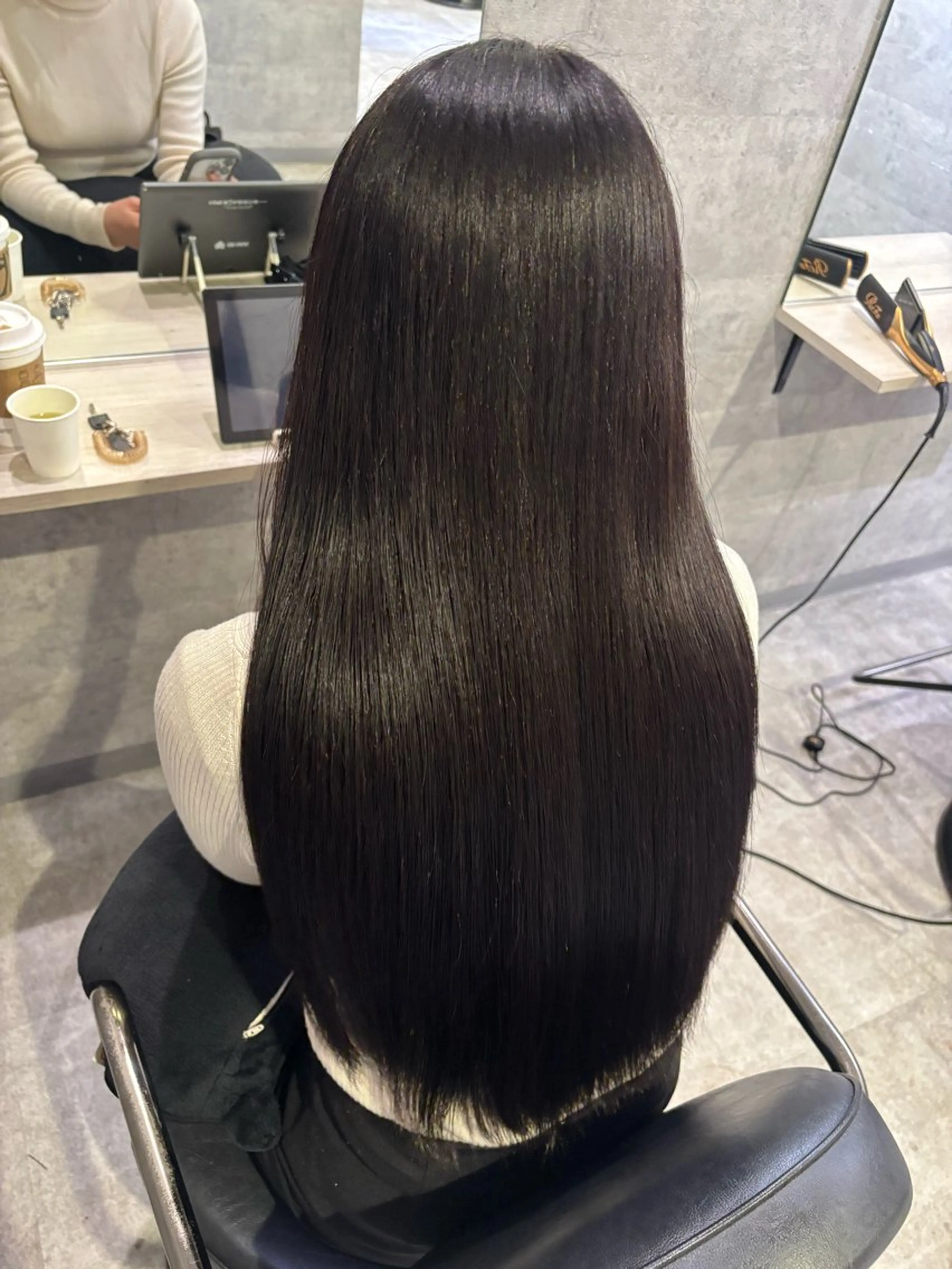 ロング カラー カット ヘアカラー 縮毛矯正 トリートメント アンダーバーホワイト_WHITE所属・_WHITE芝本 賢吾【天王寺店】のヘアスタイル